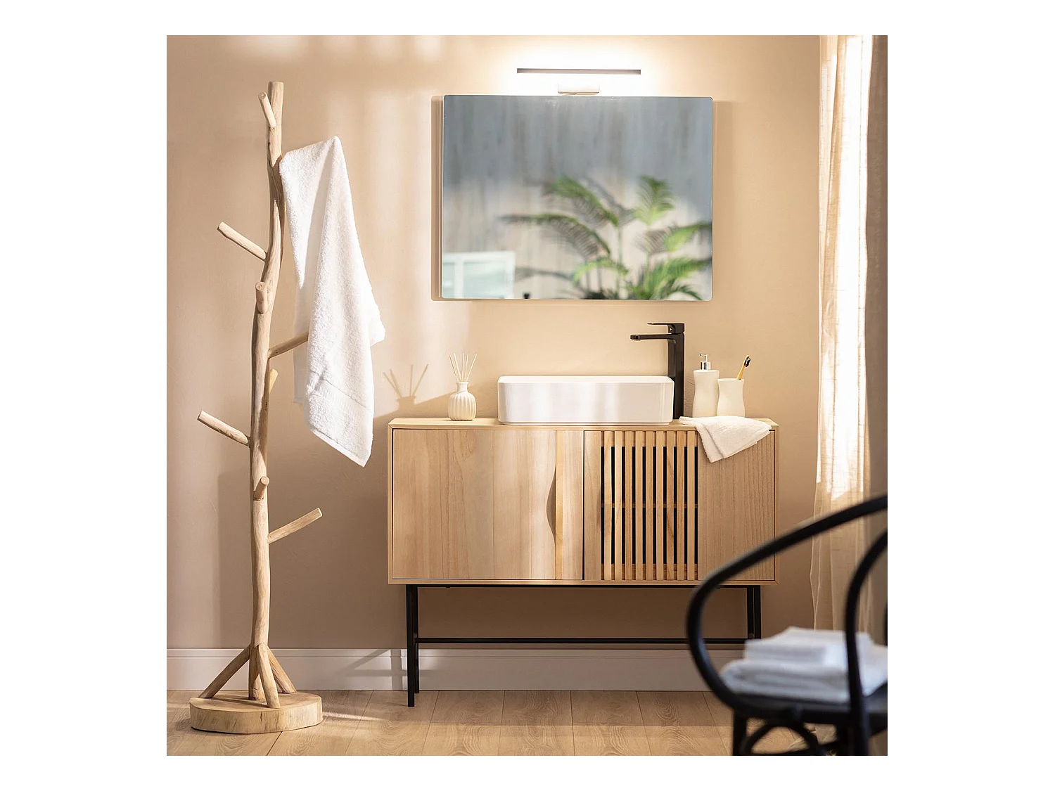 Aplique Espejo Baño Lenny 7W Negro