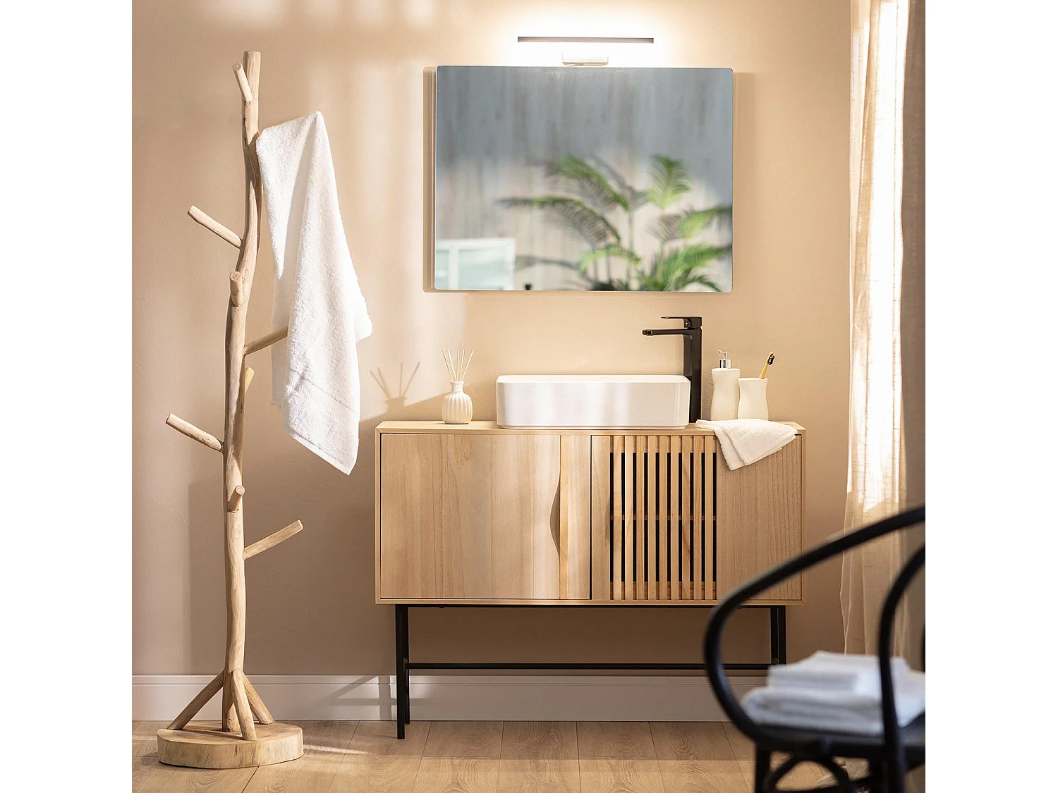 Aplique Espejo Baño Lenny 7W Negro