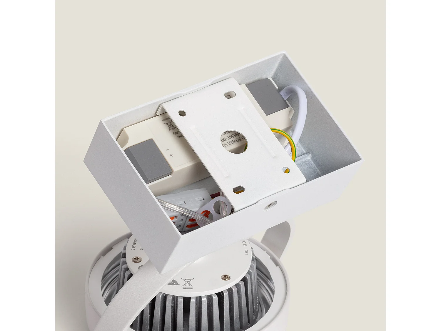 Faretto LED 15W CREE da Superficie Orientabile AR111 Regolabile Bianco 2700K Bianco Caldo