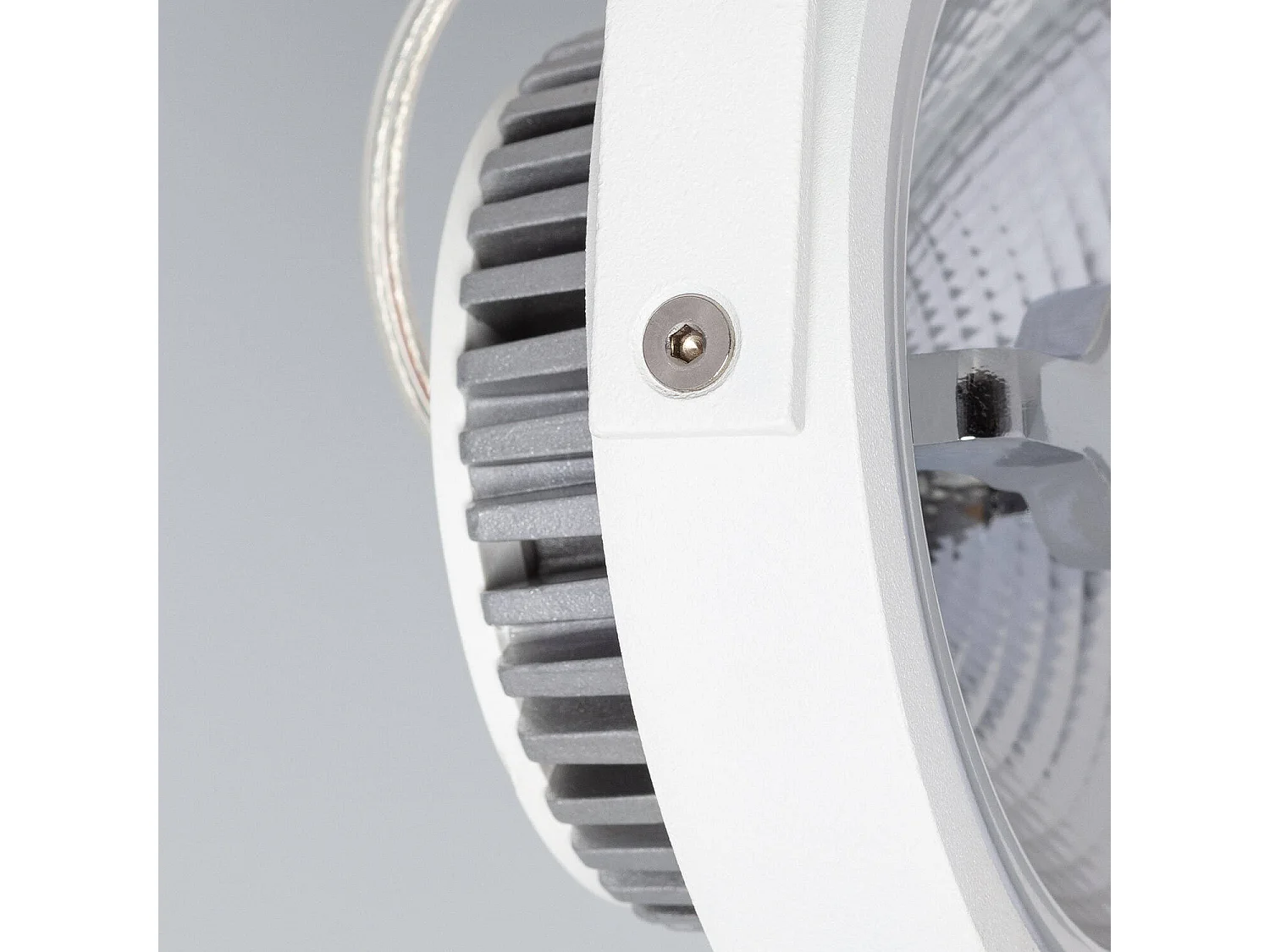 Faretto LED 15W CREE da Superficie Orientabile AR111 Regolabile Bianco 2700K Bianco Caldo
