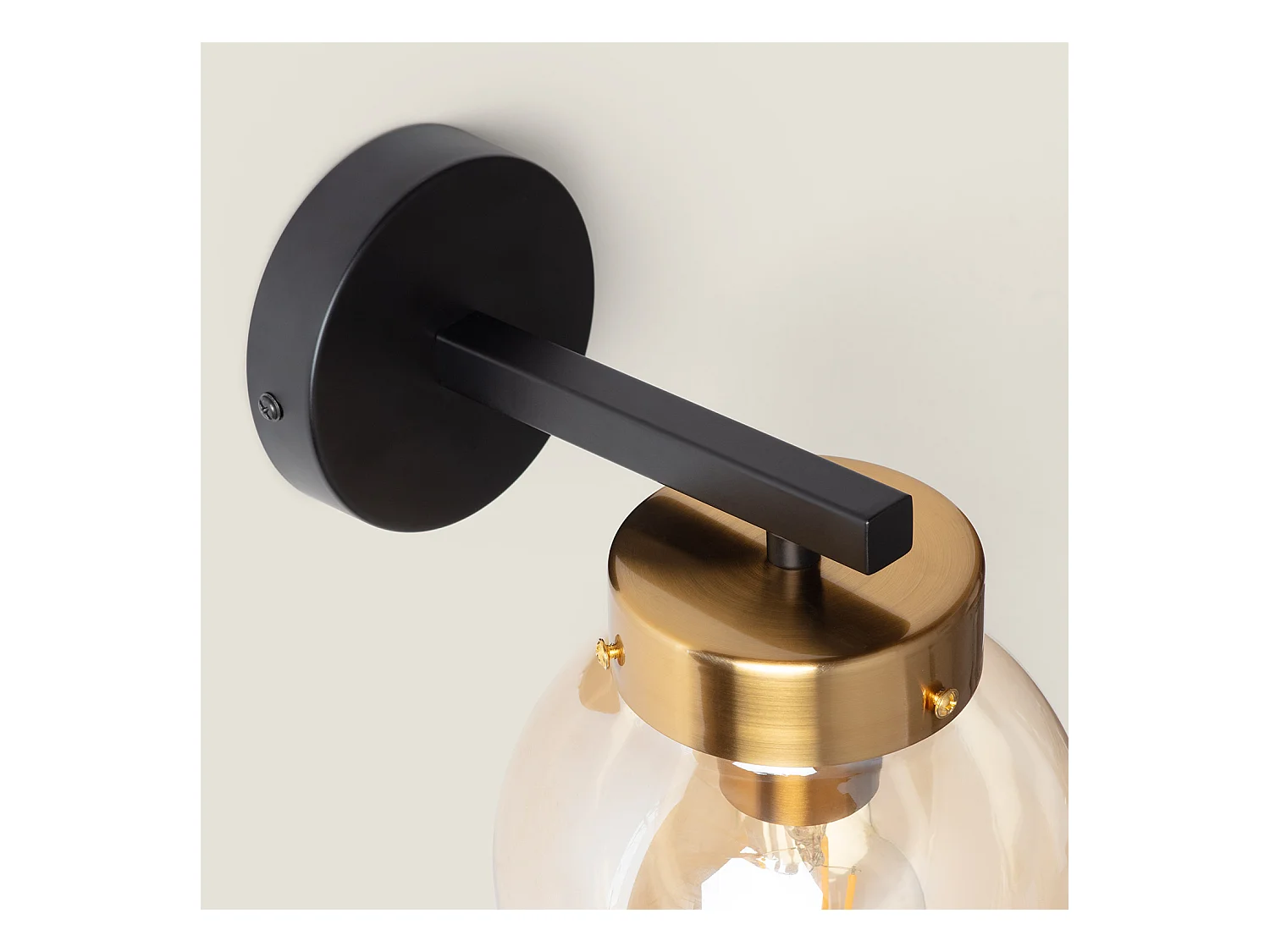 Lámpara de Pared de Metal y Cristal Cawu Negro