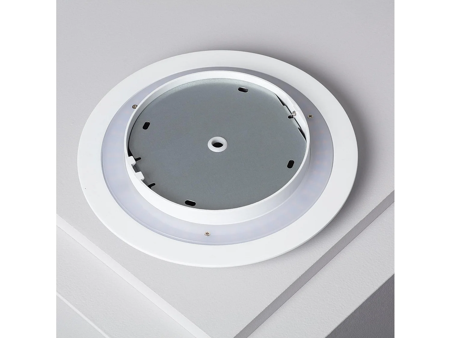 Applique Murale LED Aluminium Iris 18W Blanche 3000K Blanc chaud