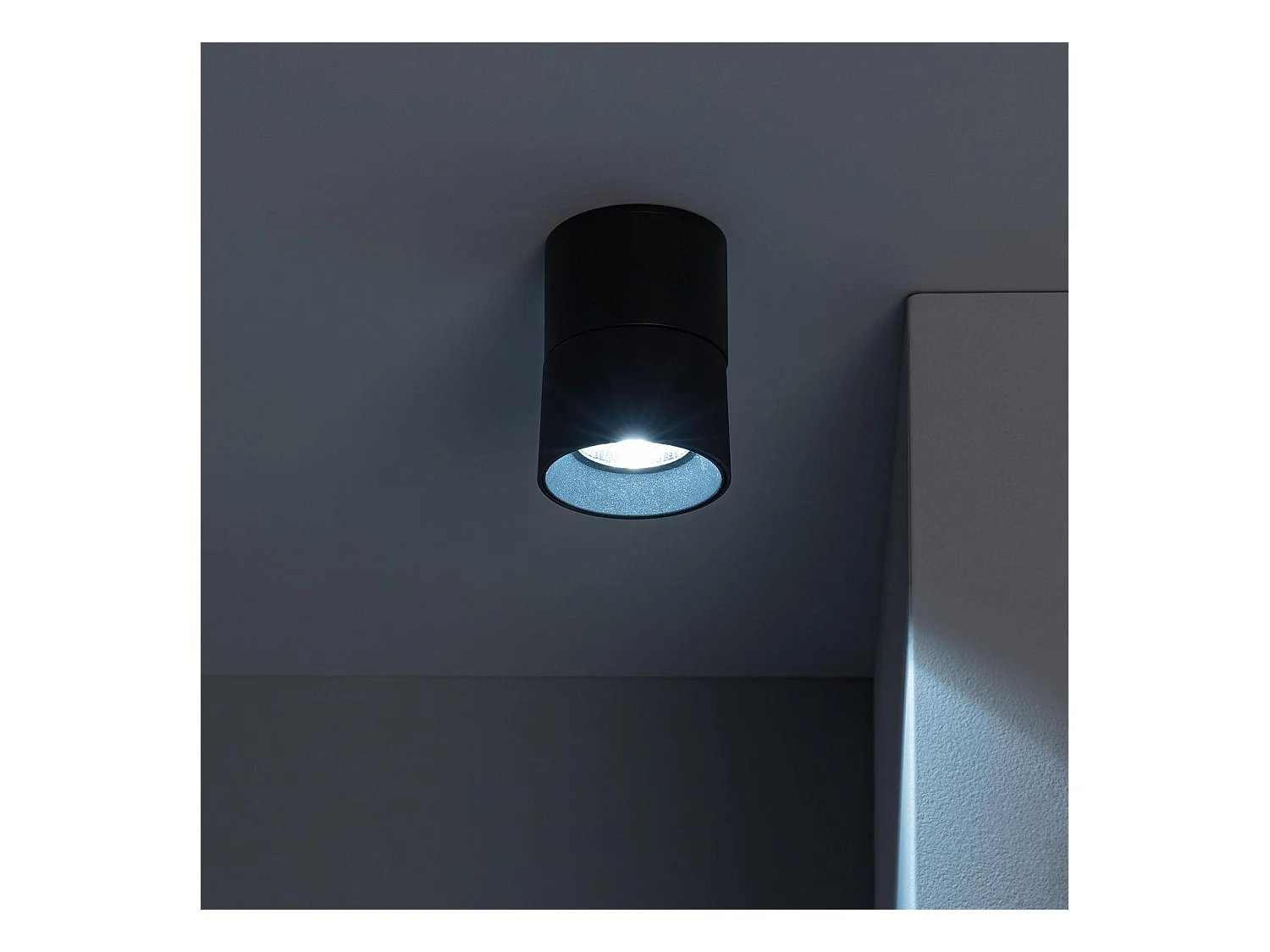 Aplique LED 7W Aluminio Circular Negro New Onuba 5000K Blanco Frío