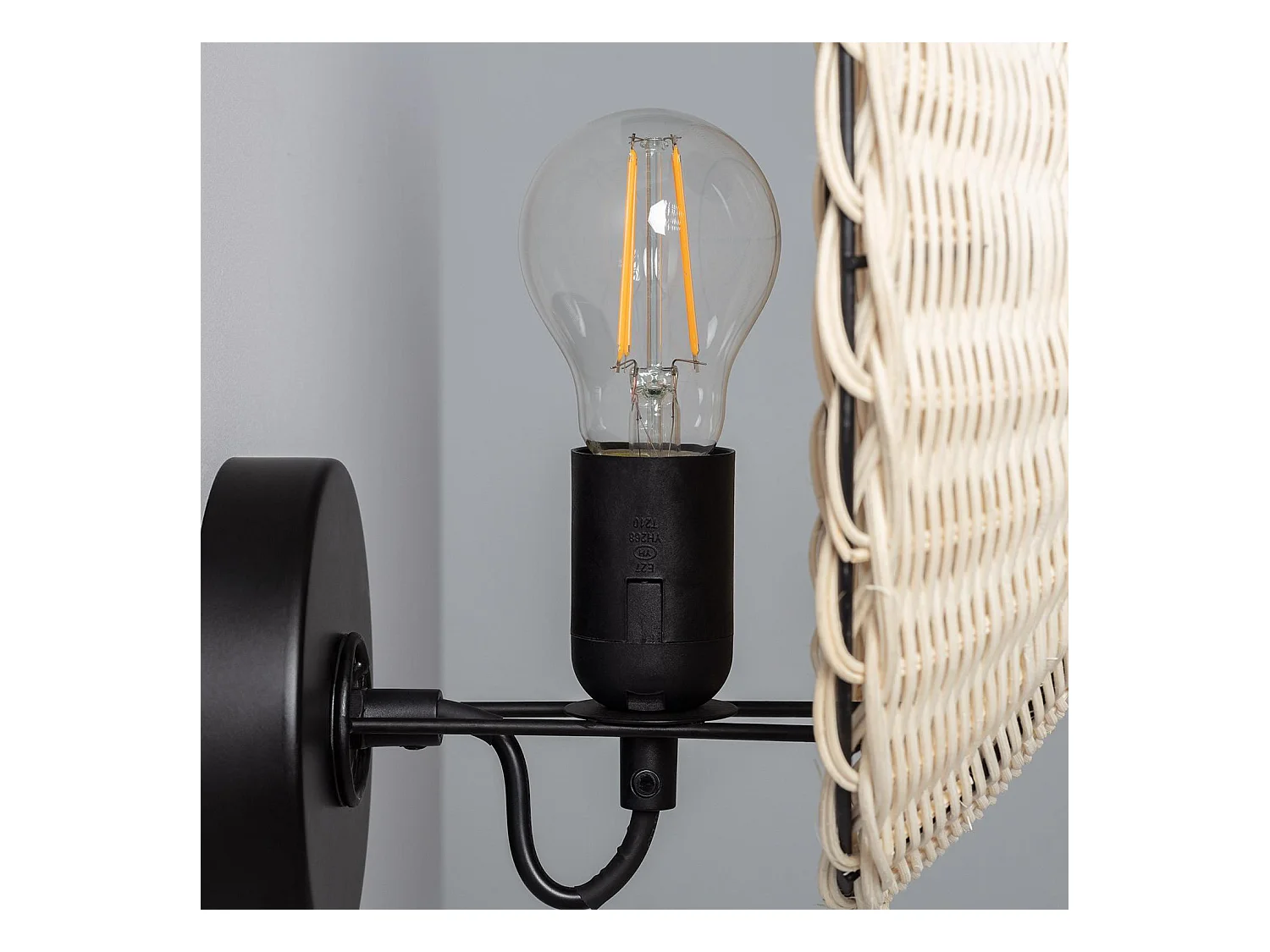 Applique Murale Rotin Salmor Noir