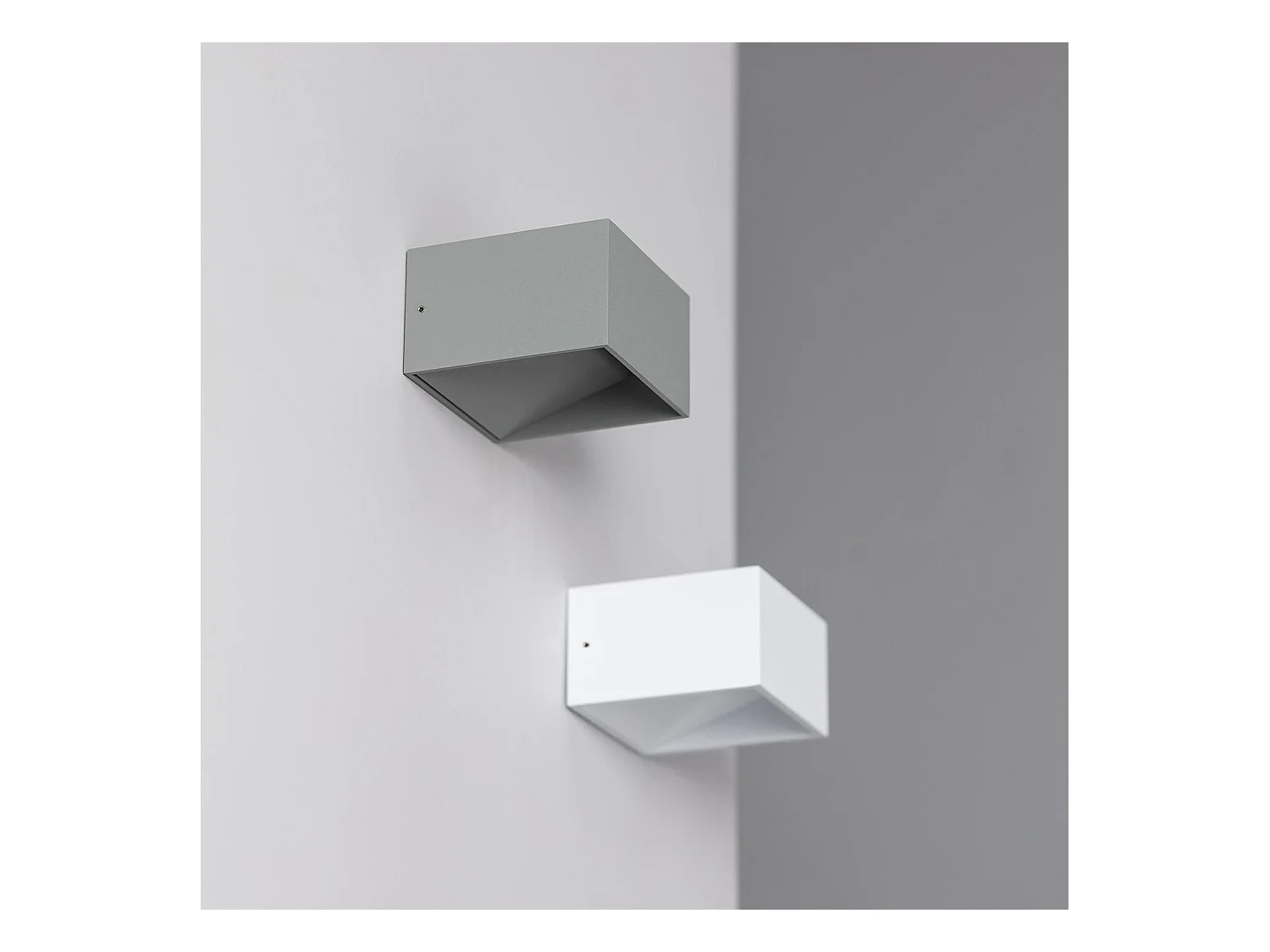 Applique Murale LED Aluminium Lico 6W Éclairage Double Face Blanche  2700K Blanc chaud