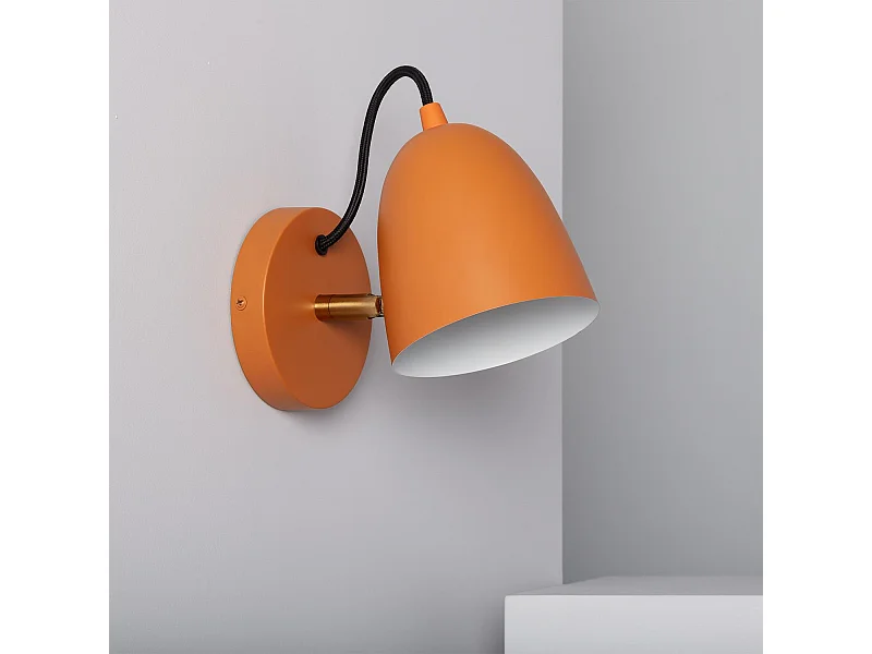 Lámpara de Pared de Metal Areso Naranja Azafrán
