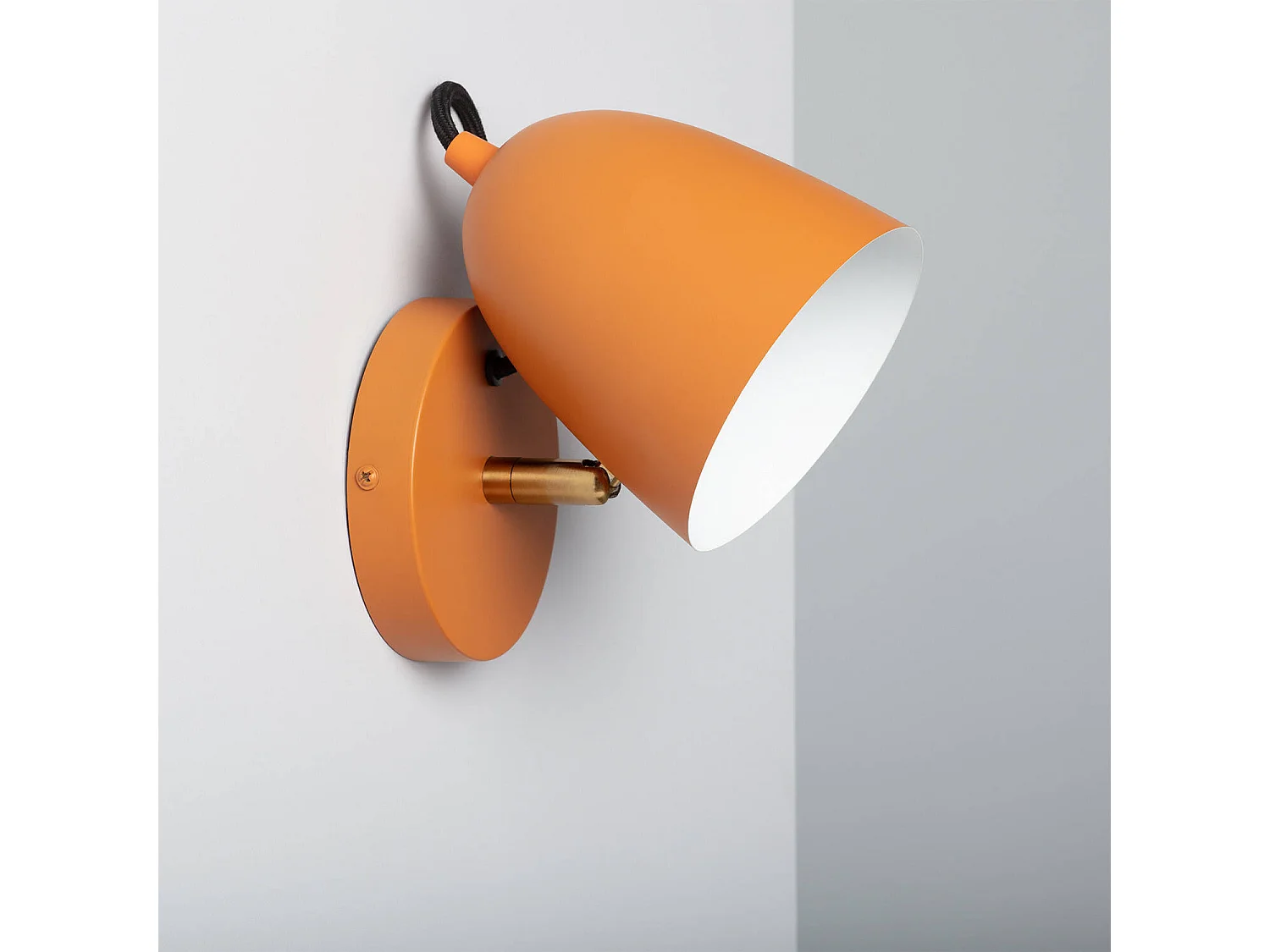 Lampe Murale Métal Areso Orange Safran