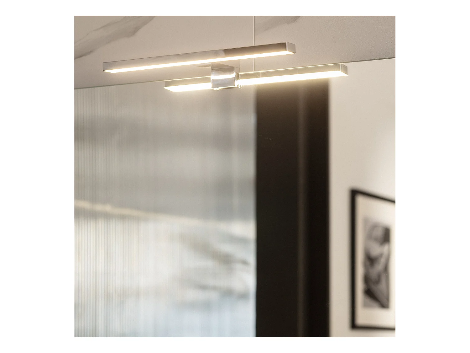 Applique LED Salle de Bain Carl 5W Argentée pour Miroir  4000K Blanc neutre