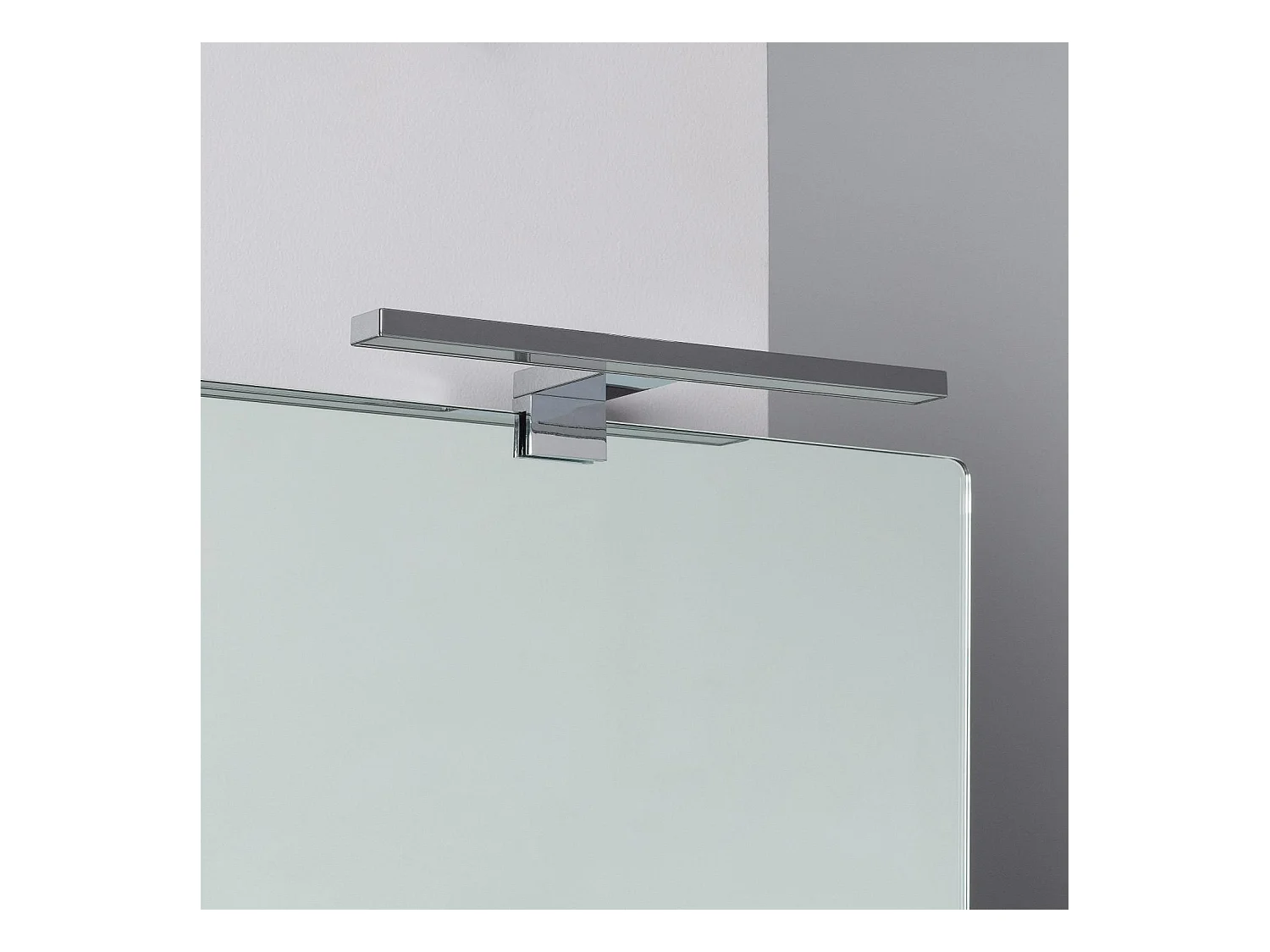 Applique LED Salle de Bain Carl 5W Argentée pour Miroir  4000K Blanc neutre