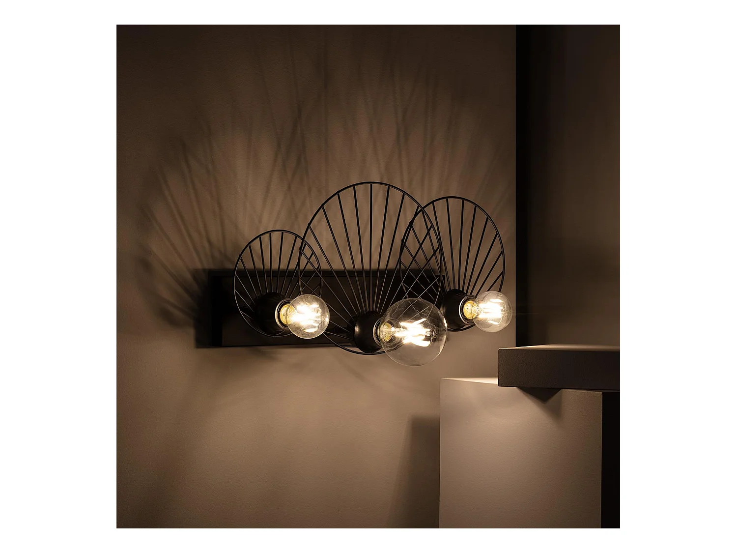 Applique da Parete Kibanda Koto 3 Faretti Nero