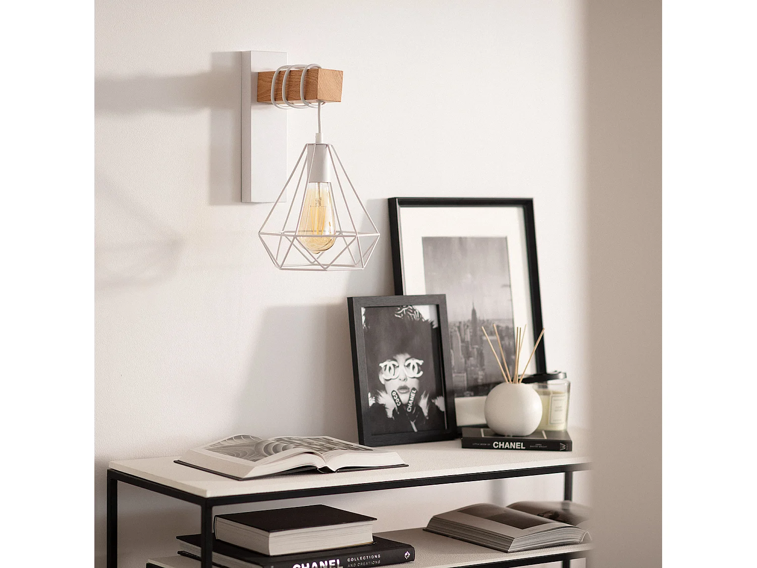 Lámpara de Pared de Metal y Madera Sardo Blanco