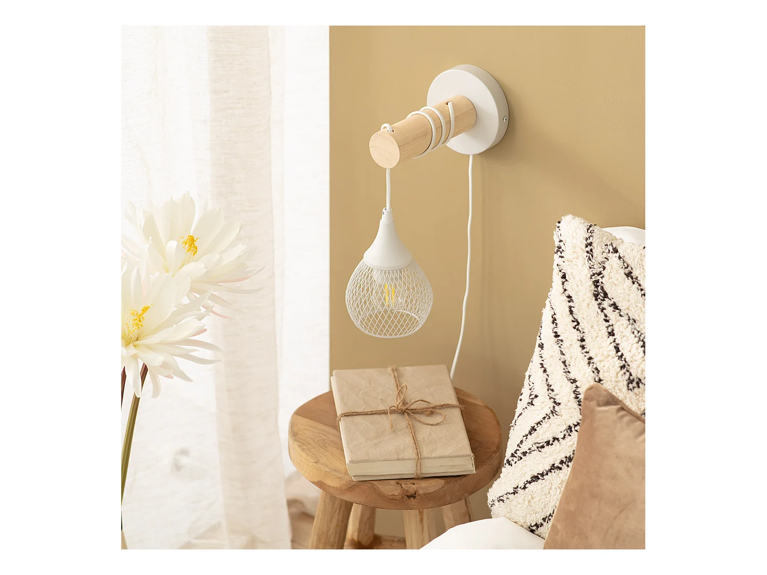 Lampe Murale Bois et Métal Monah Blanc