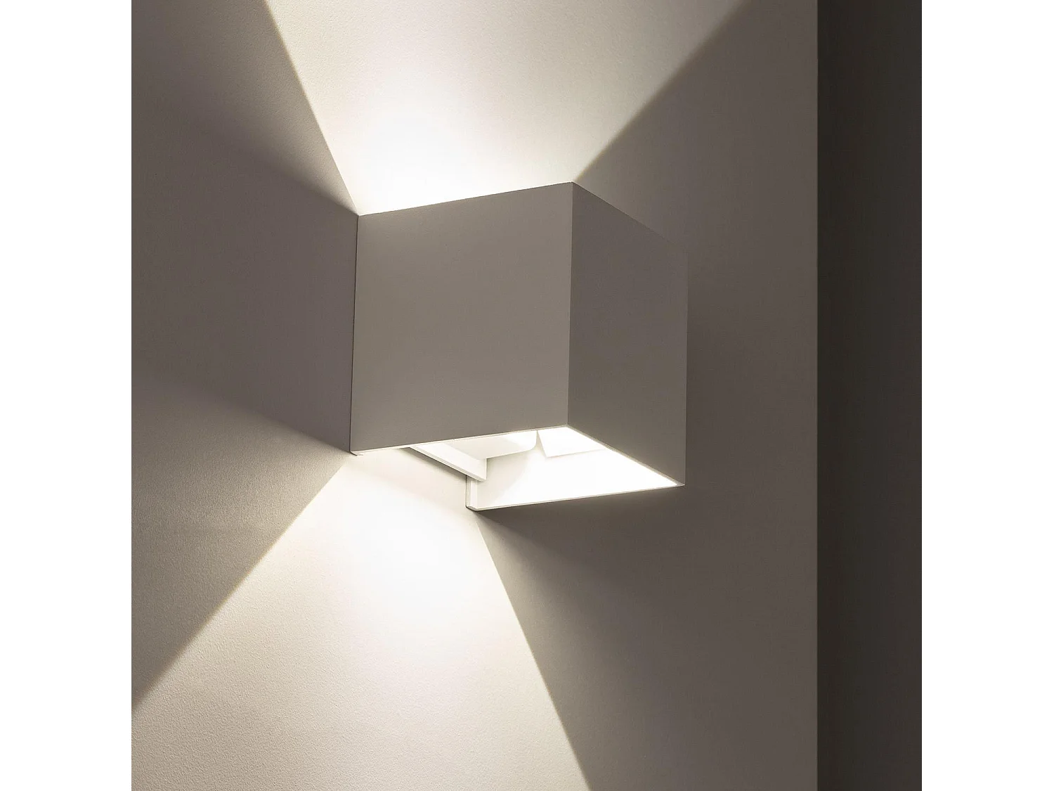 Applique Murale LED Extérieure Aluminium Eros 6W Éclairage Double Face Blanche Blanc Chaud 2700K