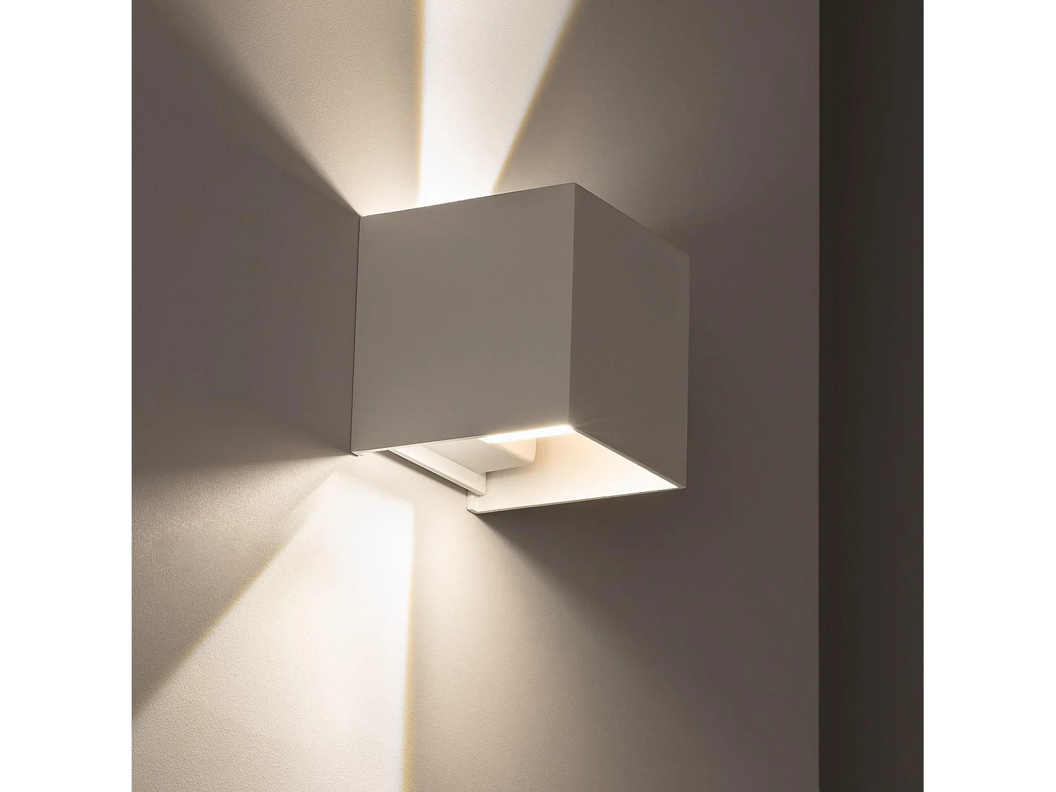 Applique Murale LED Extérieure Aluminium Eros 6W Éclairage Double Face Blanche Blanc Chaud 2700K