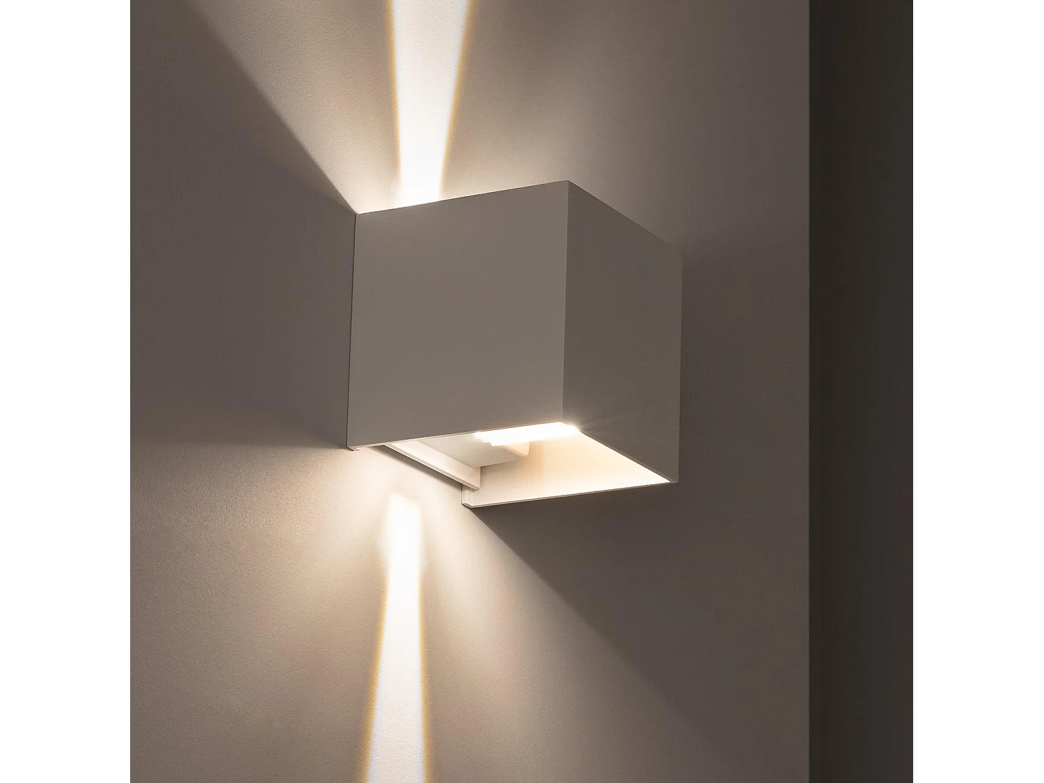 Applique Murale LED Extérieure Aluminium Eros 6W Éclairage Double Face Blanche Blanc Chaud 2700K