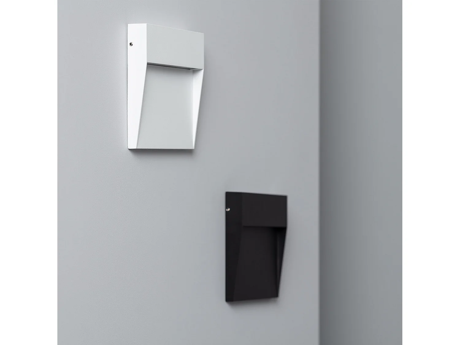 Balise LED Extérieure 6.5W en Saillie au Mur Carrée Jade Noire  Blanc Chaud 2700K