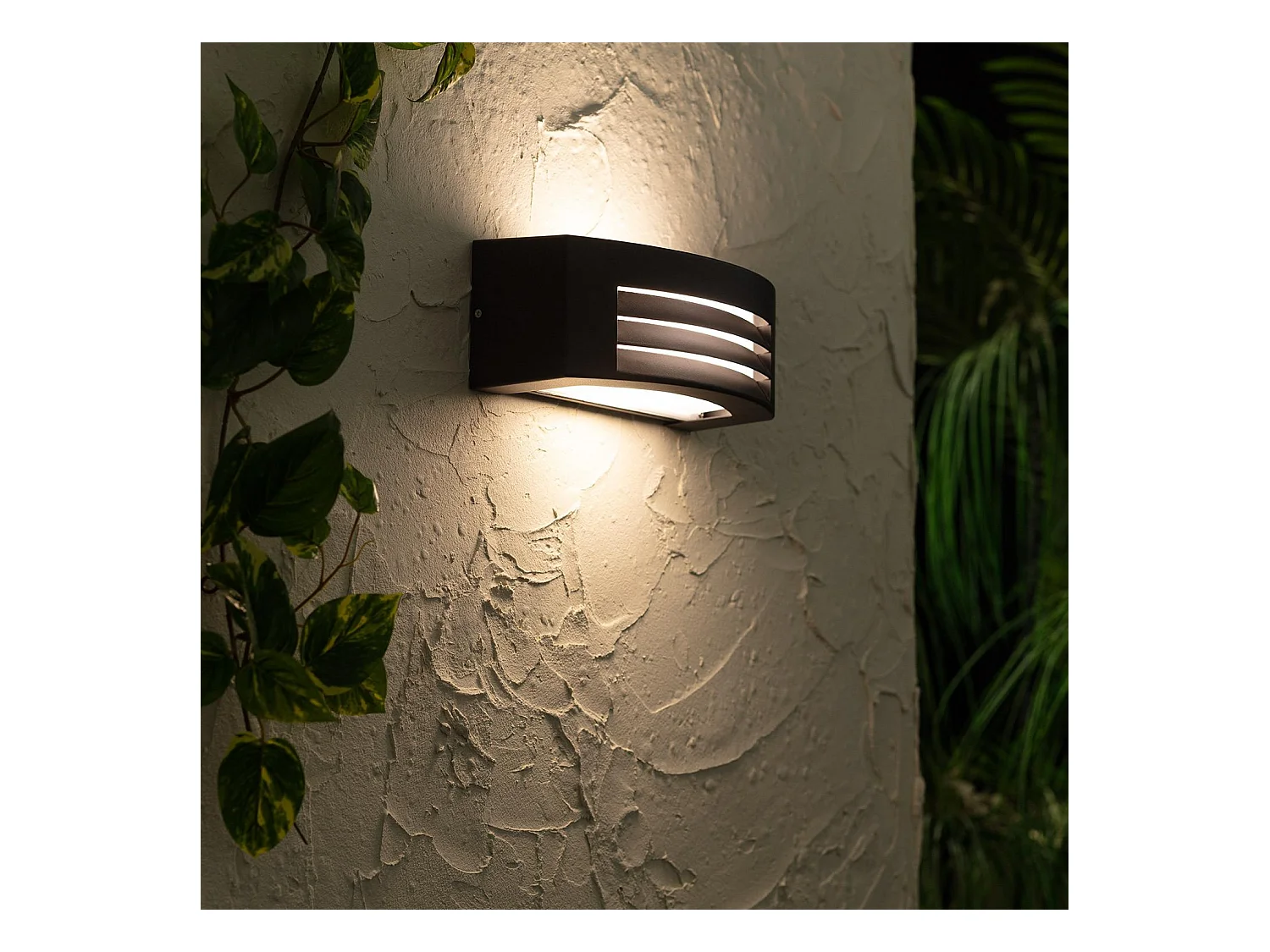 Aplique de Pared Exterior de Aluminio Riva Negro