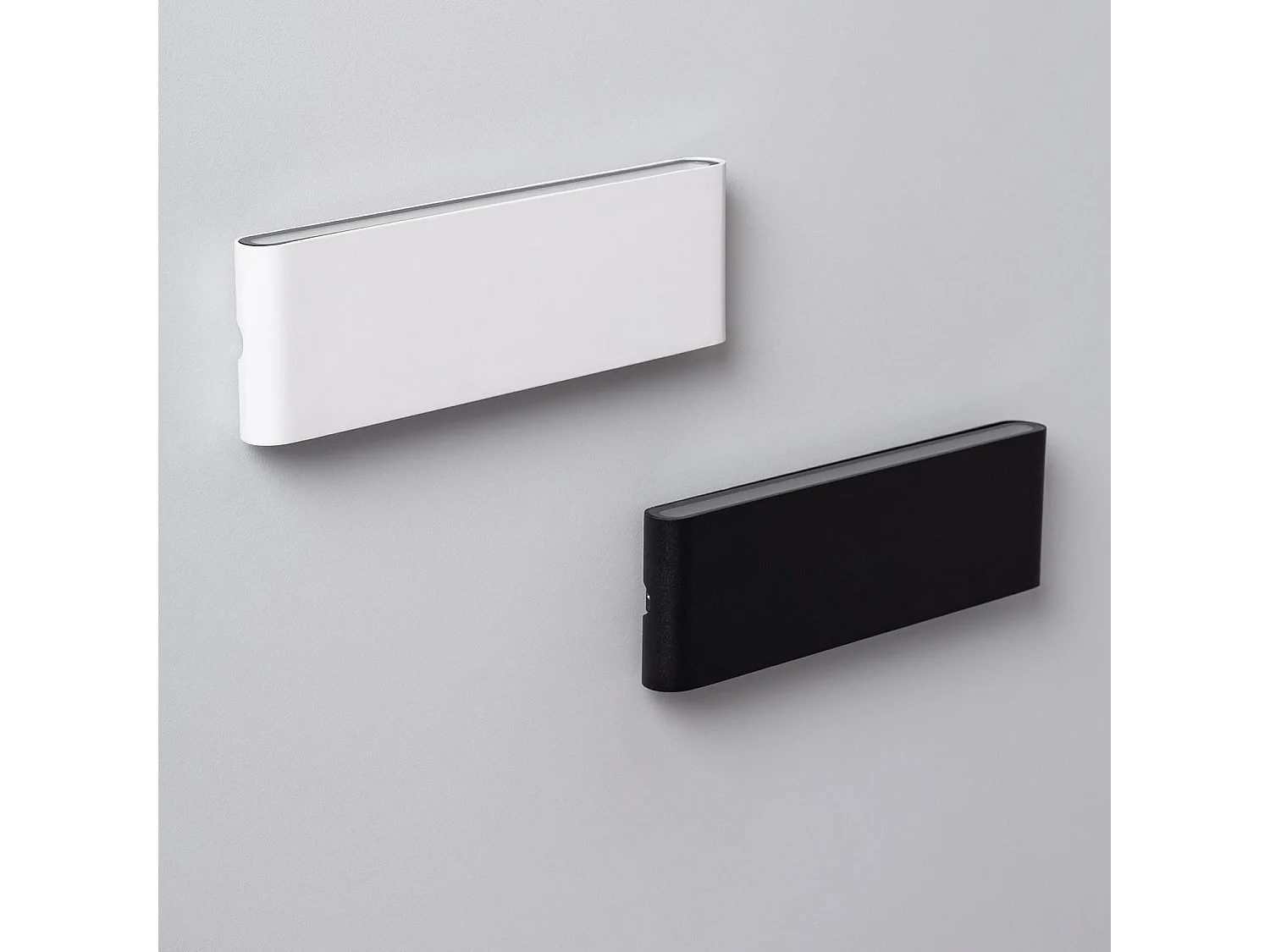 Applique Murale Extérieure LED 20W Aluminium Rectangulaire Éclairage Double Face Blanche 2700K Blanc chaud