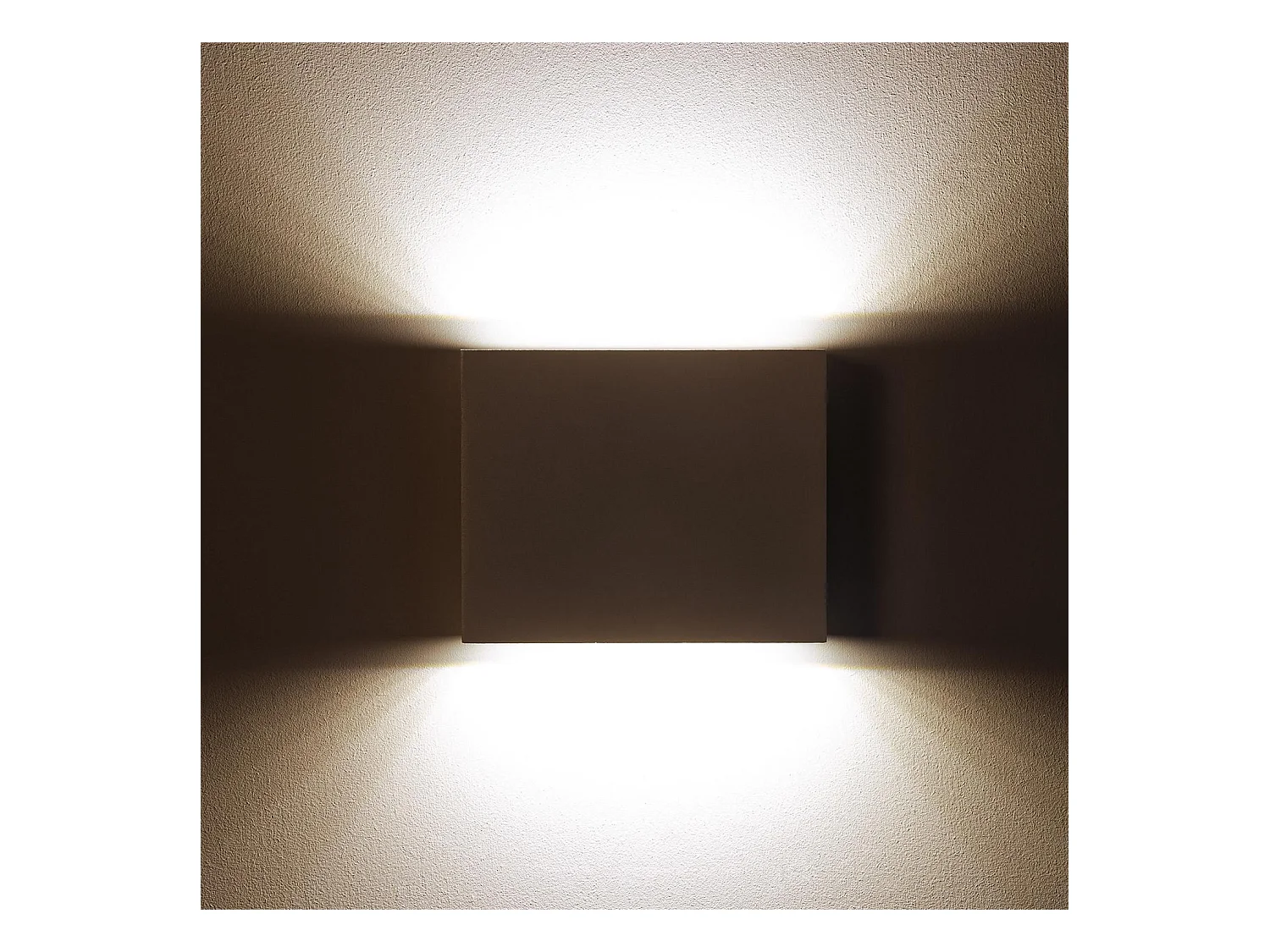 Applique Murale LED Extérieure Kaysa 6W Éclairage Double Face Carrée Blanche  2700K Blanc chaud