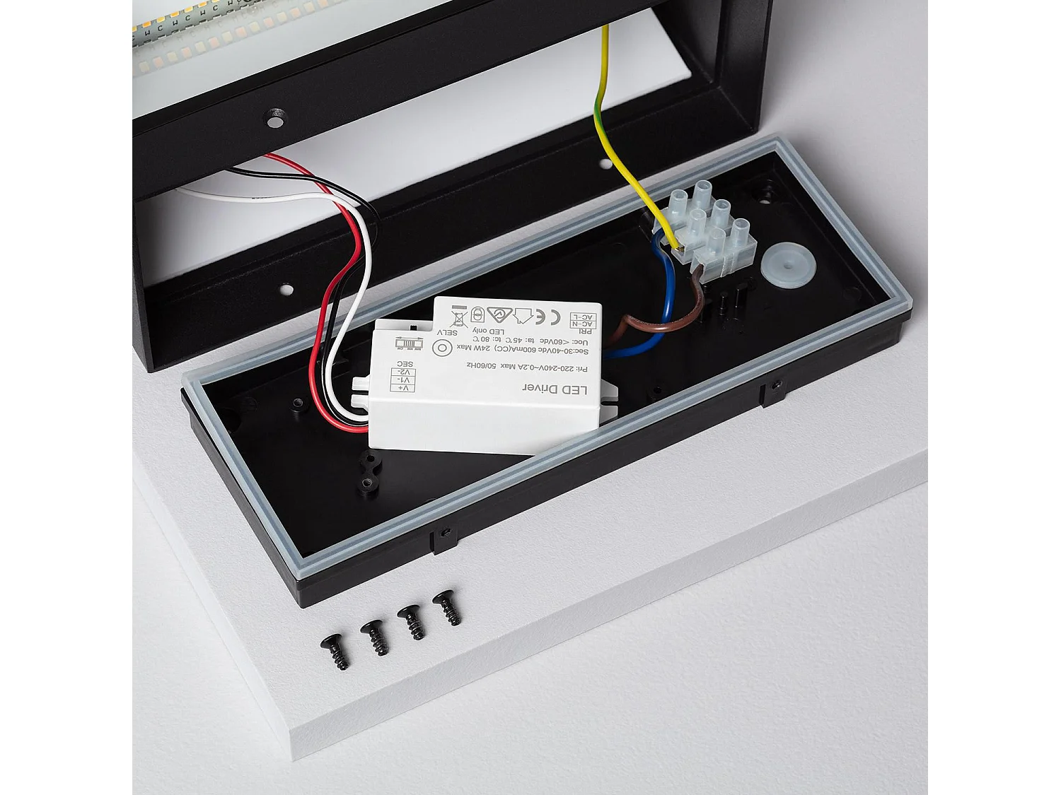 Applique da Parete per Esterni LED 18W Alluminio Illuminazione Doppia Luce CCT Selezionabile Gropius Nero