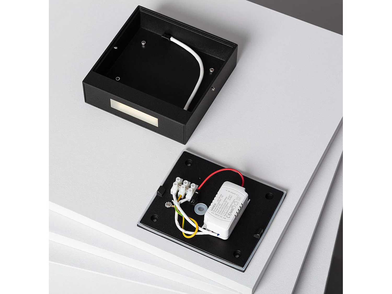 Aplique de Pared Exterior LED 6W Aluminio Roma Gris 3000K Blanco Cálido