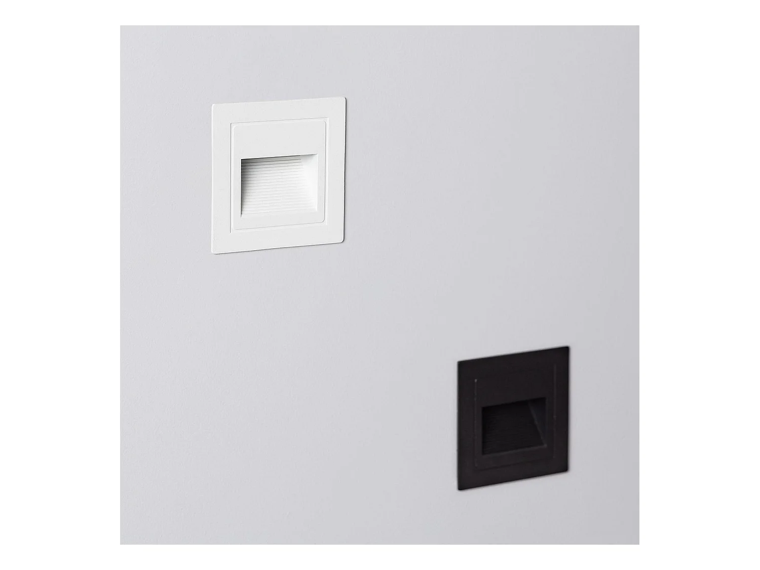 Balise LED Extérieure 3W Encastrable au Mur Carée Olite Noire 4000K Blanc neutre