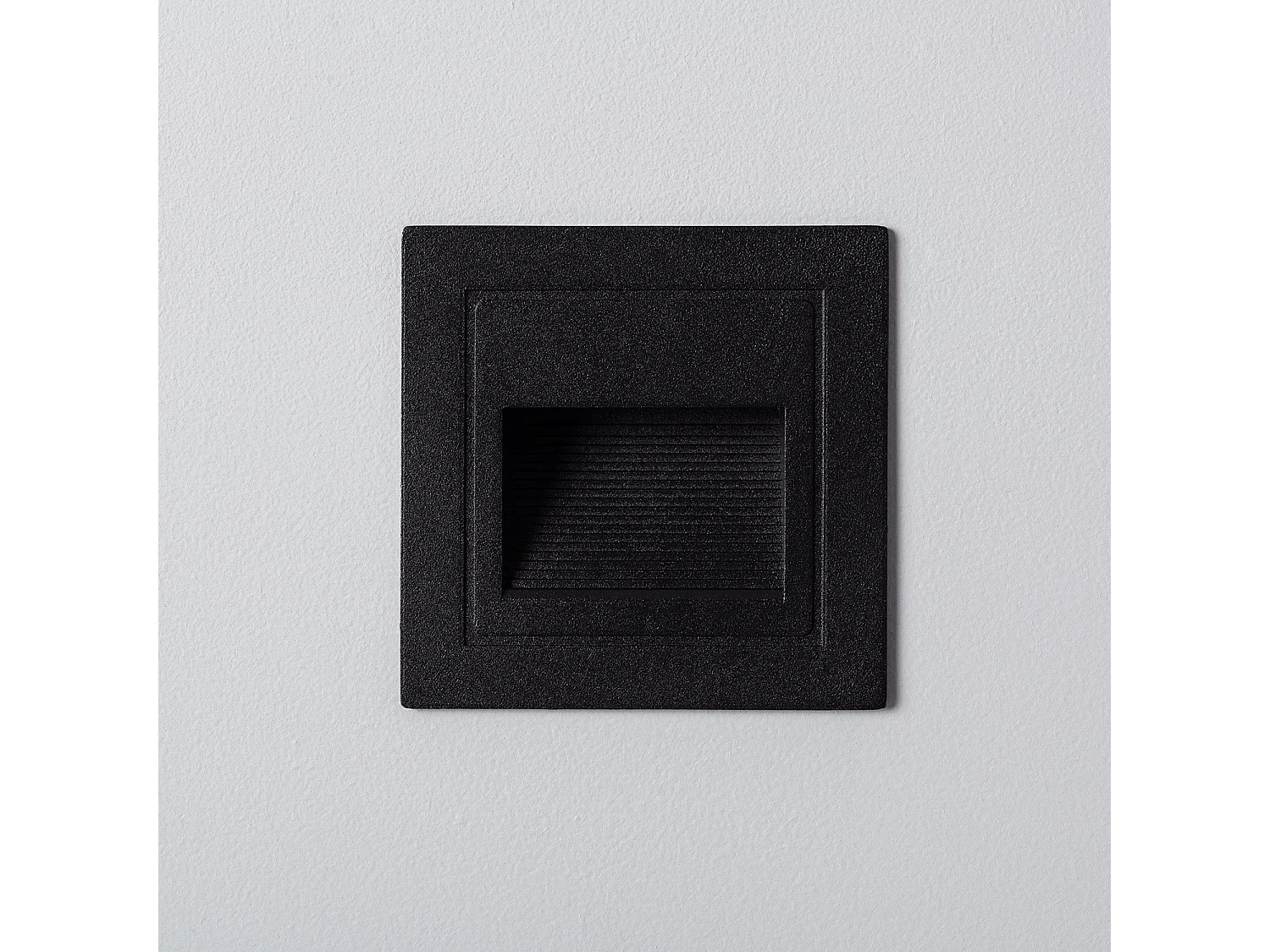 Balise LED Extérieure 3W Encastrable au Mur Carée Olite Noire 4000K Blanc neutre