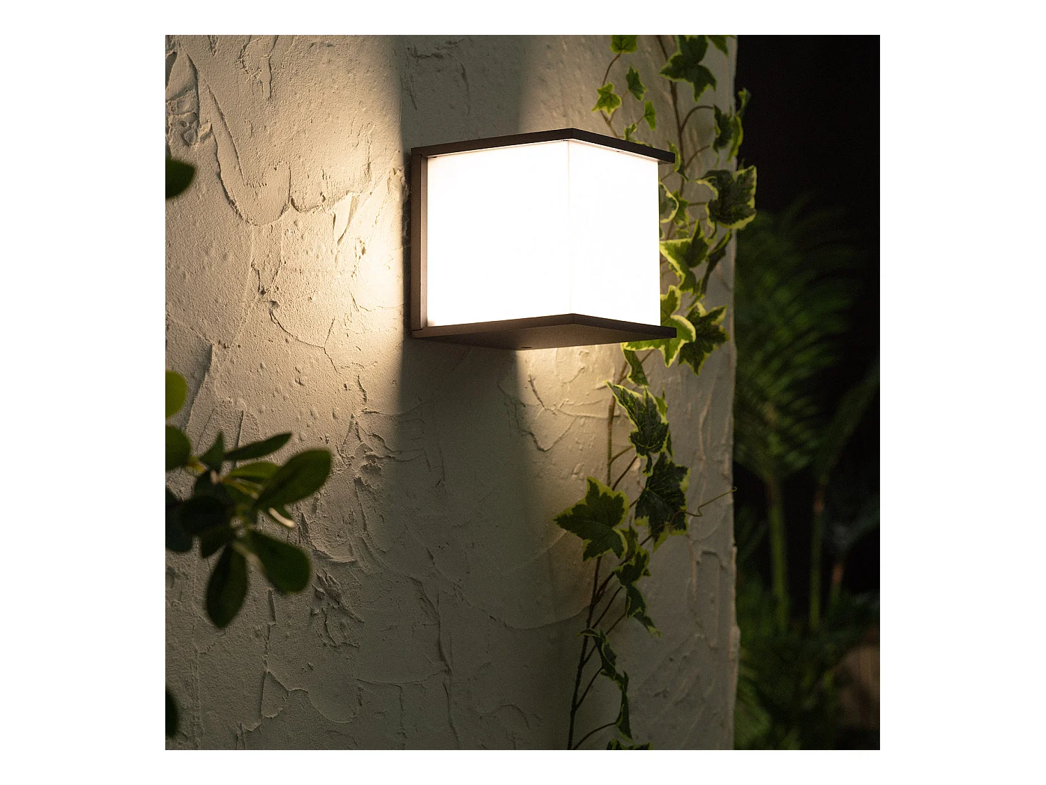 Aplique de Pared Exterior Aluminio Daman Negro