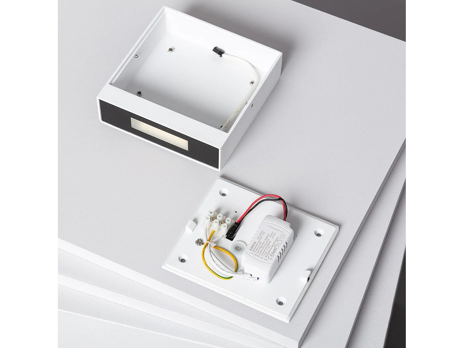 Applique Murale LED Extérieure Aluminium Roma 6W Noire 3000K Blanc chaud