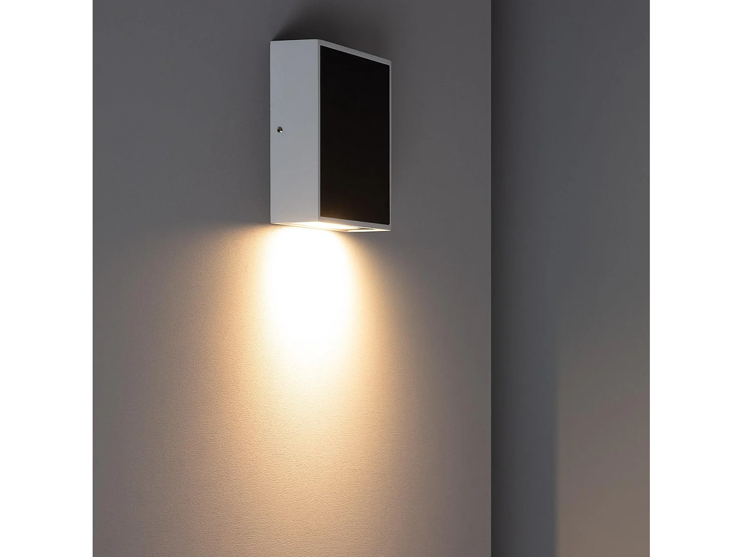 Aplique de Pared Exterior LED 6W de Aluminio Roma Negro 3000K Blanco Cálido