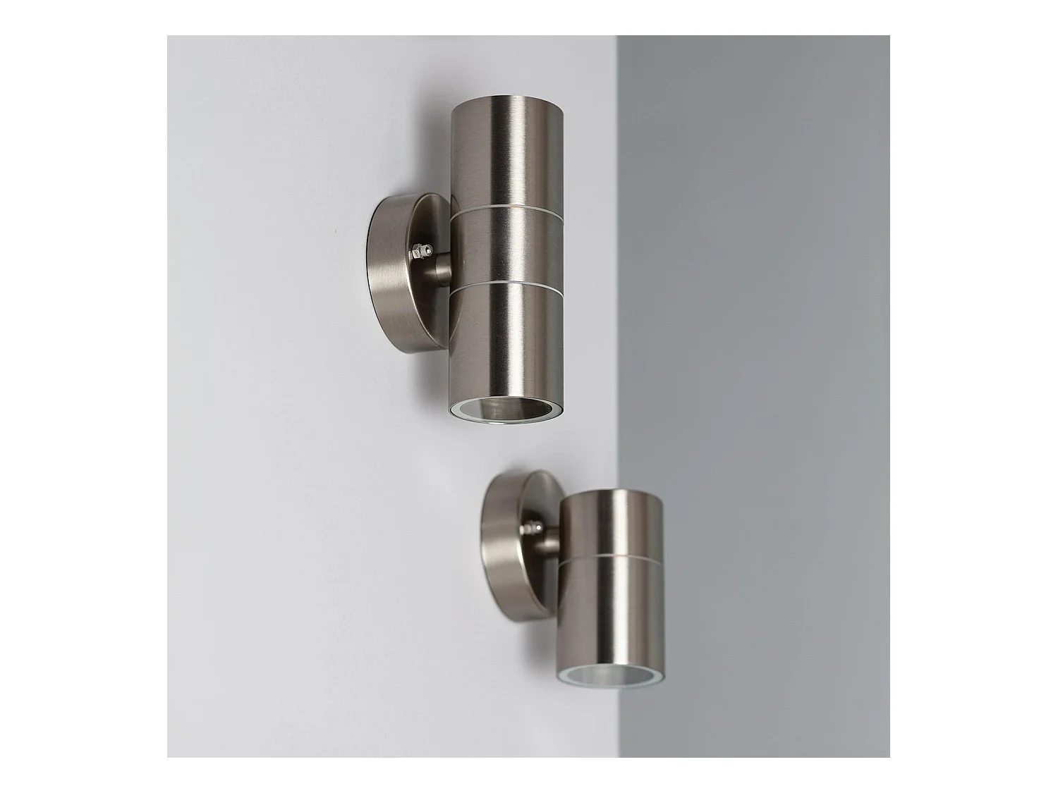 Aplique de Pared Exterior de Acero Inoxidable Satin Plateado