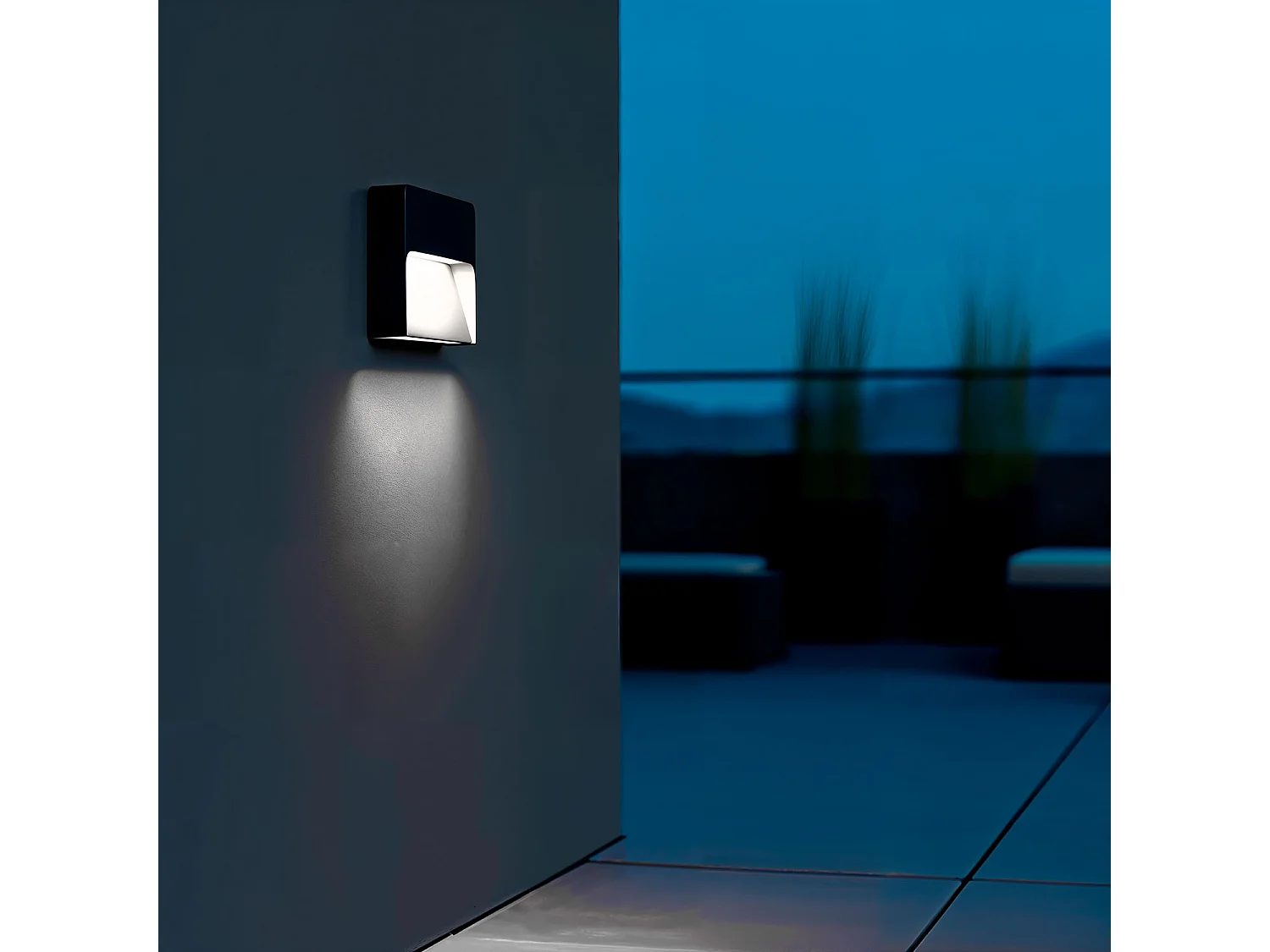 Balise LED Extérieure 6W en Saillie au Mur Arca  6000K Blanc froid