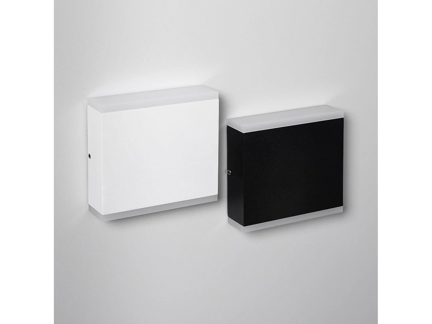 Applique da Parete per Esterno LED 6W Doppia Luce Quadrato Nero Orus 2700K Bianco Caldo