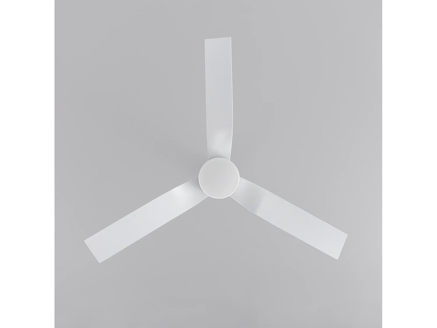 TechBrey Ventilateur de Plafond Silencieux Minimal PRO Blanc 132cm Moteur DC WiFi