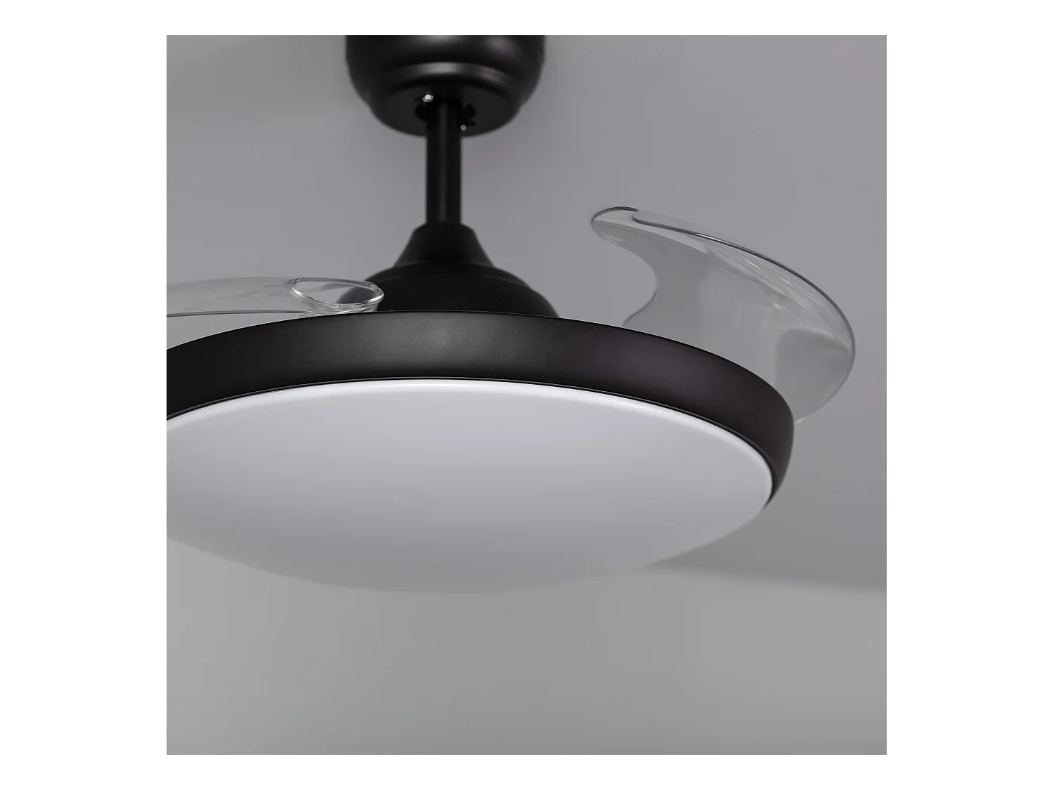 Ventilador de Techo Retráctil Silencioso Kourak Negro 106cm Motor DC Negro Seleccionable (Cálido-Neutro-Frío) Mando RF Wifi: