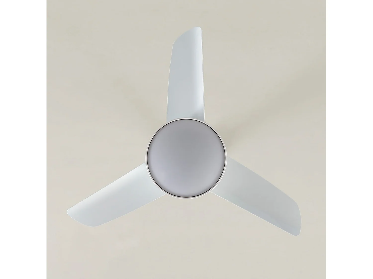 Ventilador de Techo Silencioso Industrial Blanco 91cm Motor DC Blanco CCT Con Luz Mando RF Wifi: False
