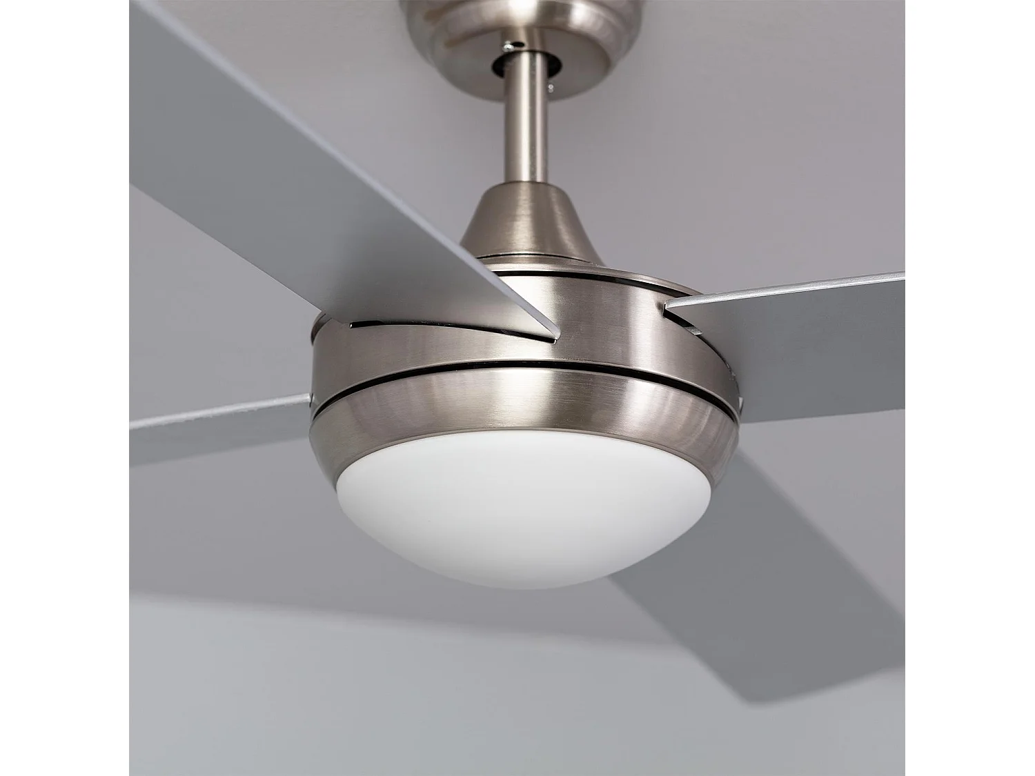 TechBrey Ventilateur de Plafond LED Silencieux Navy Niquel 132cm Moteur DC