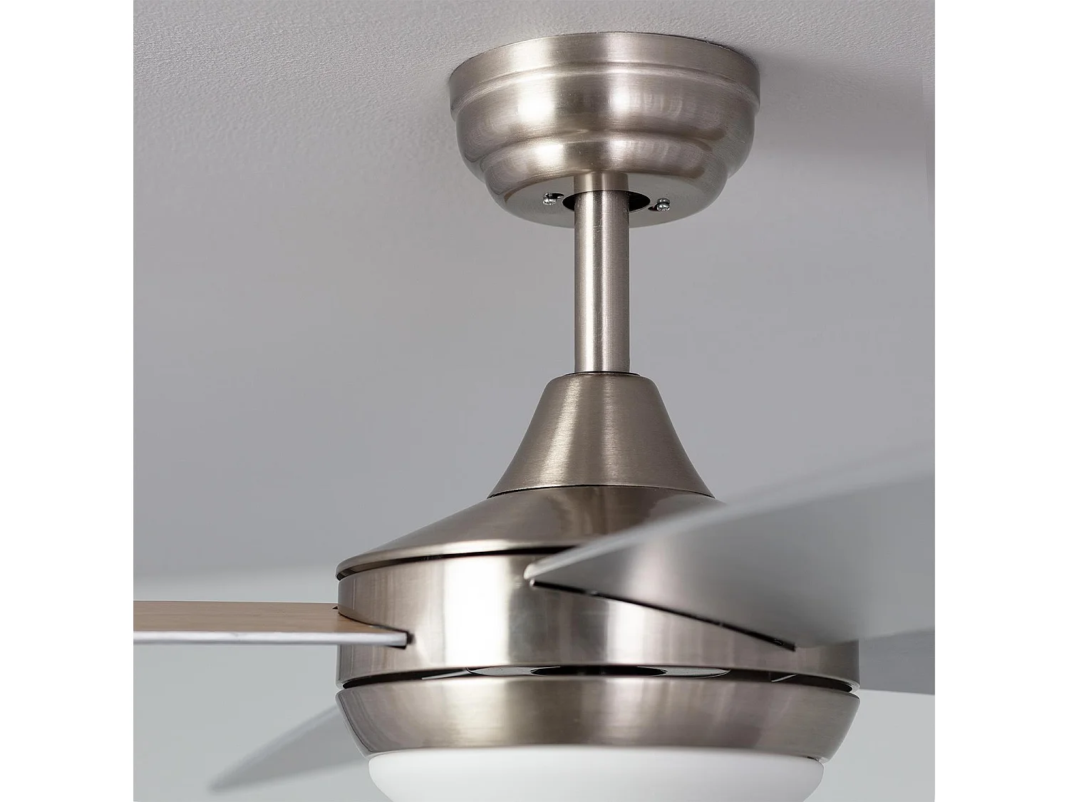 TechBrey Ventilateur de Plafond LED Silencieux Navy Niquel 132cm Moteur DC