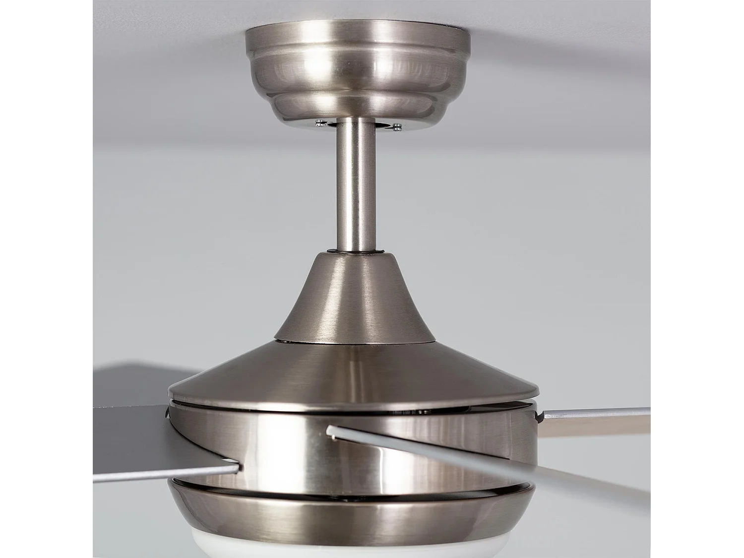 TechBrey Ventilateur de Plafond LED Silencieux Navy Niquel 132cm Moteur DC