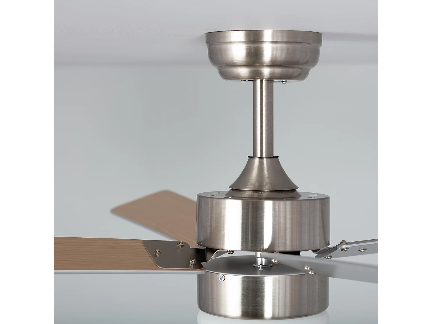 Ventilateur de Plafond Silencieux Cygnus Niquel 107cm Moteur DC  Argent CCT , , Wifi: