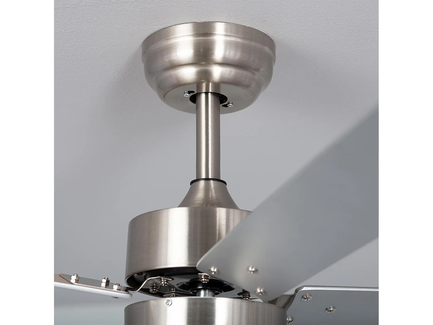 Ventilateur de Plafond Silencieux Cygnus Niquel 107cm Moteur DC  Argent CCT , , Wifi: