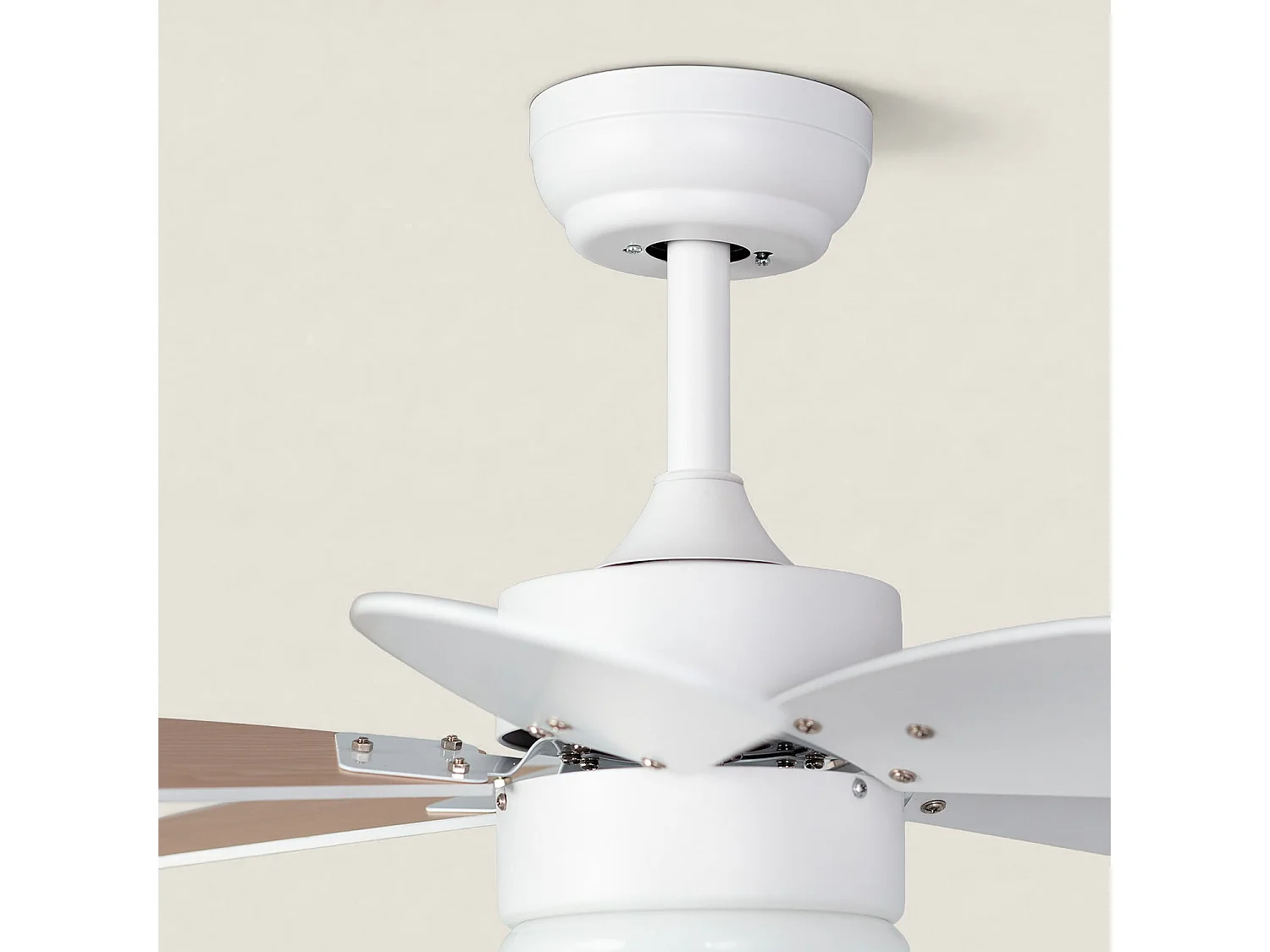 Ventilateur de Plafond Silencieux Orion Blanc 81cm Moteur DC Blanc  , , Wifi: False