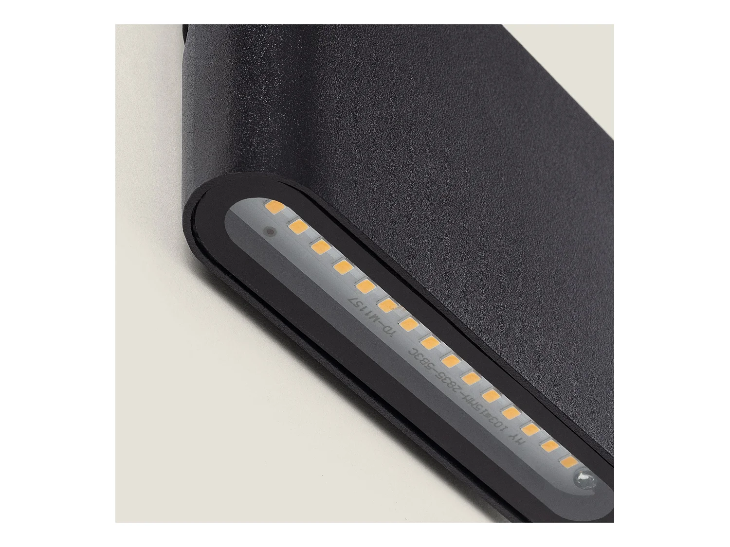 Applique Murale Extérieure LED 6W Aluminium Carrée Éclairage Double Face Noire  2700K Blanc chaud