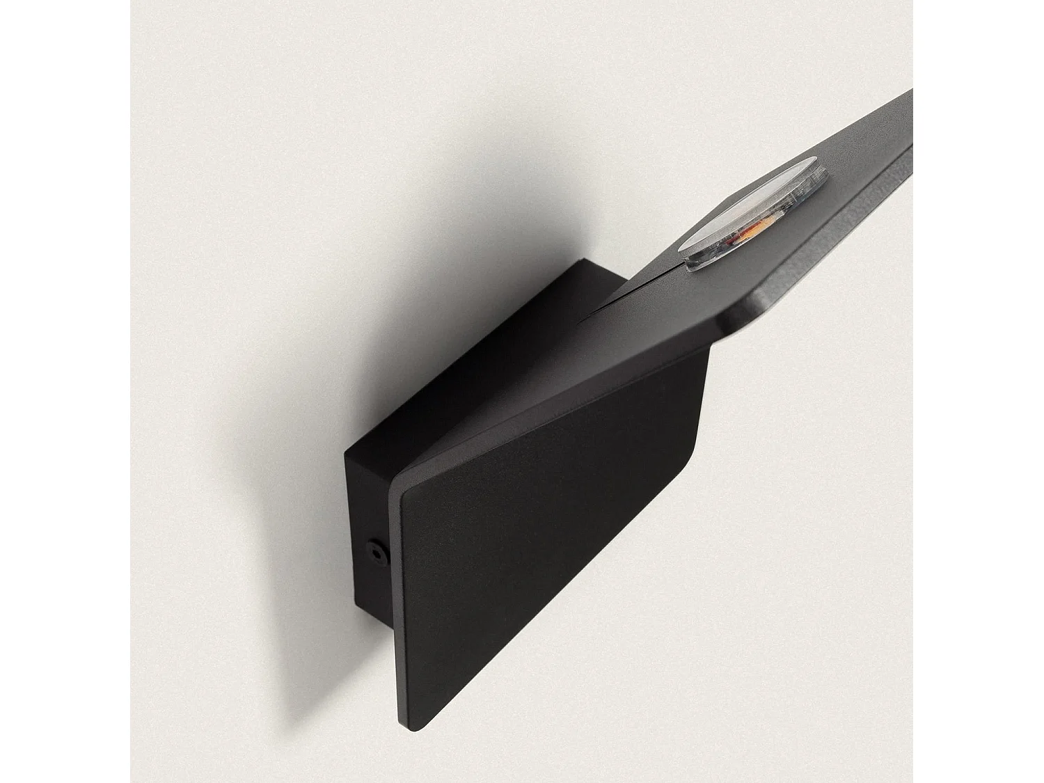 Aplique de Pared LED 6W de Aluminio Lerna Negro 2700K Blanco Cálido