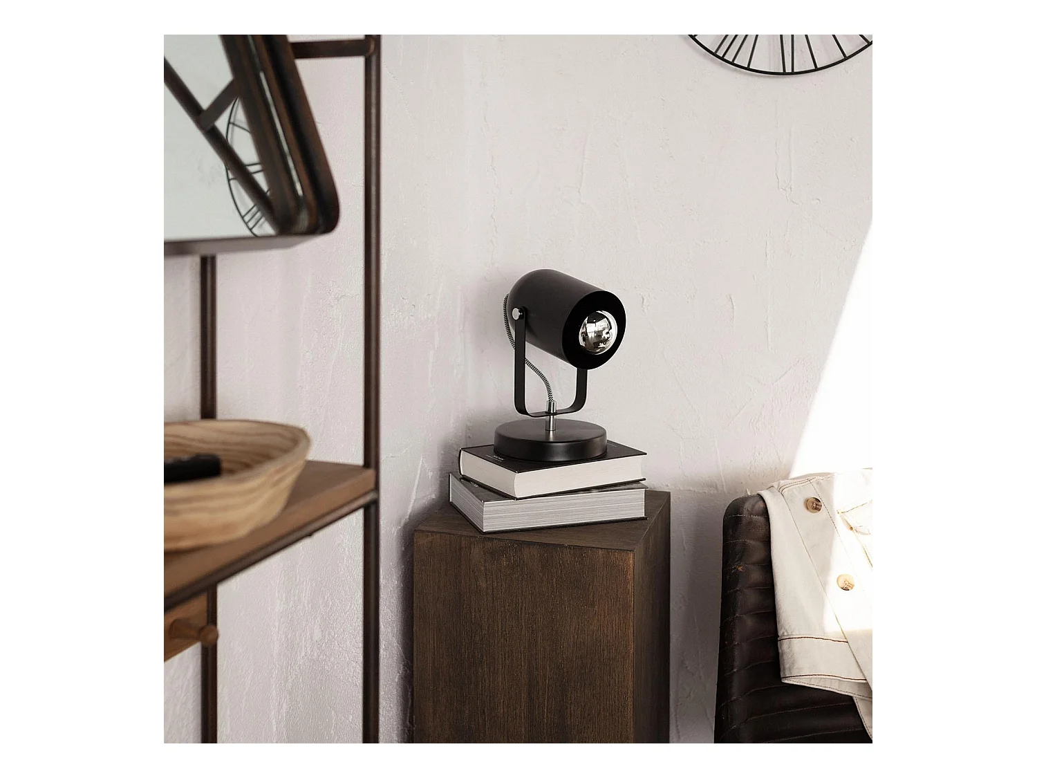 Lámpara de Mesa Metal Pomader Negro