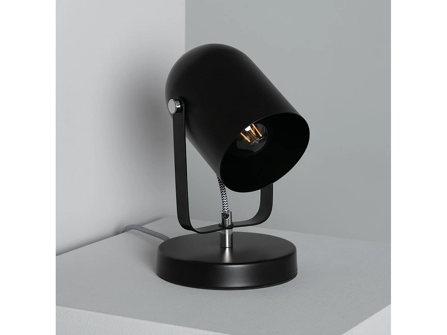 Lampada da Tavolo Metallo Pomader Nero