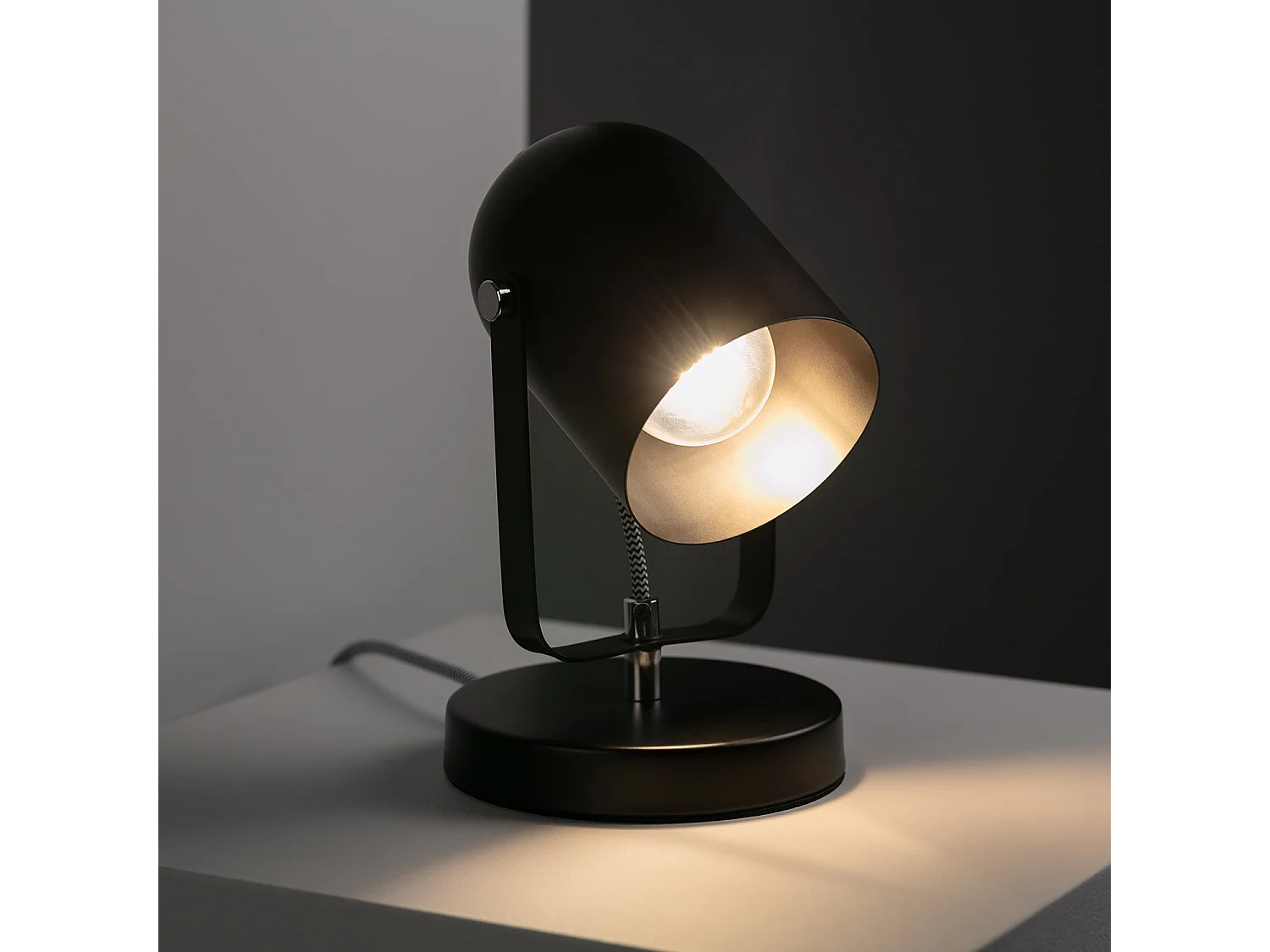 Lampada da Tavolo Metallo Pomader Nero