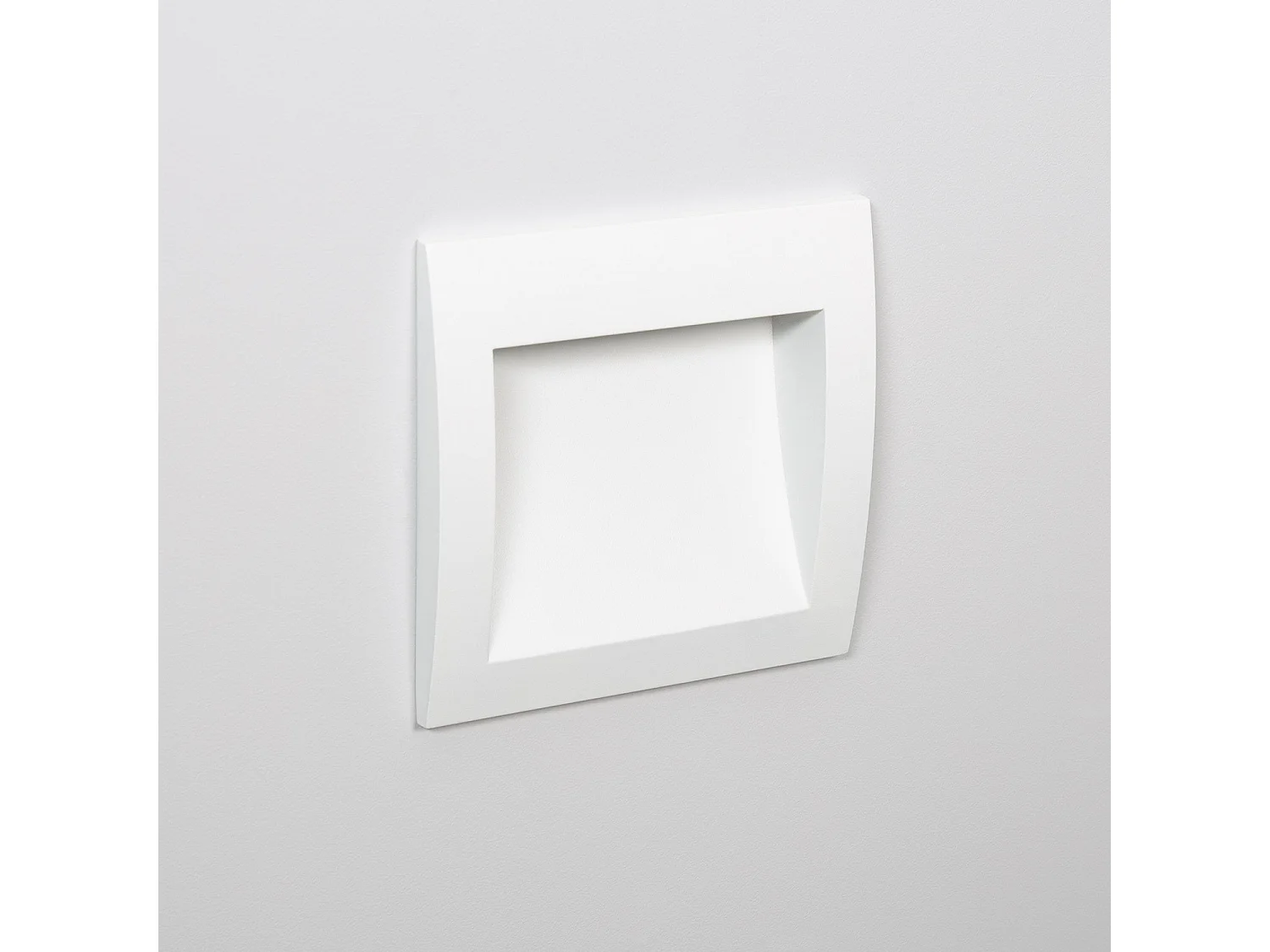 Balise LED Extérieure 4W Encastrable au Mur Carrée Natt Blanche  2700K Blanc chaud