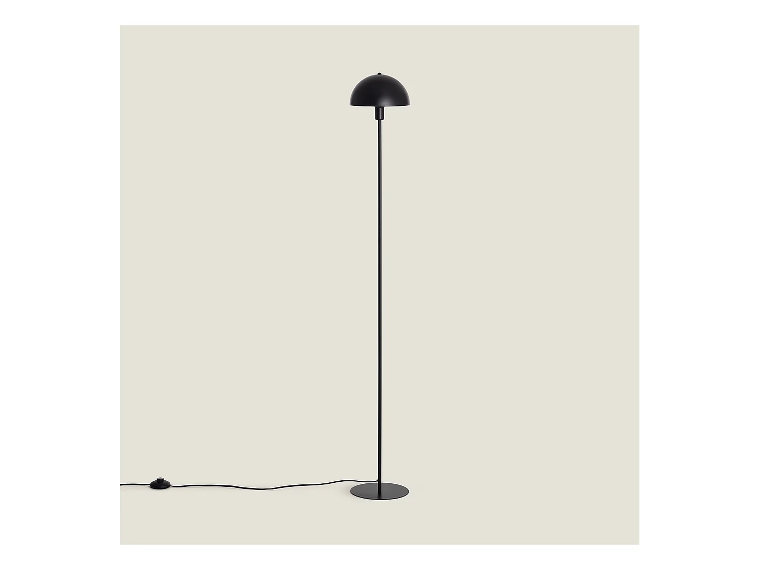 Lampada da Terra Metallo Madow Nero