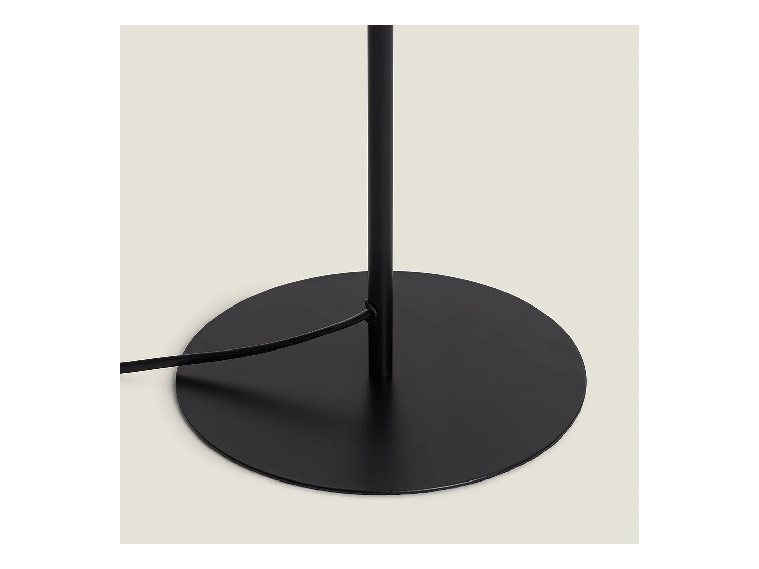 Lampada da Terra Metallo Madow Nero